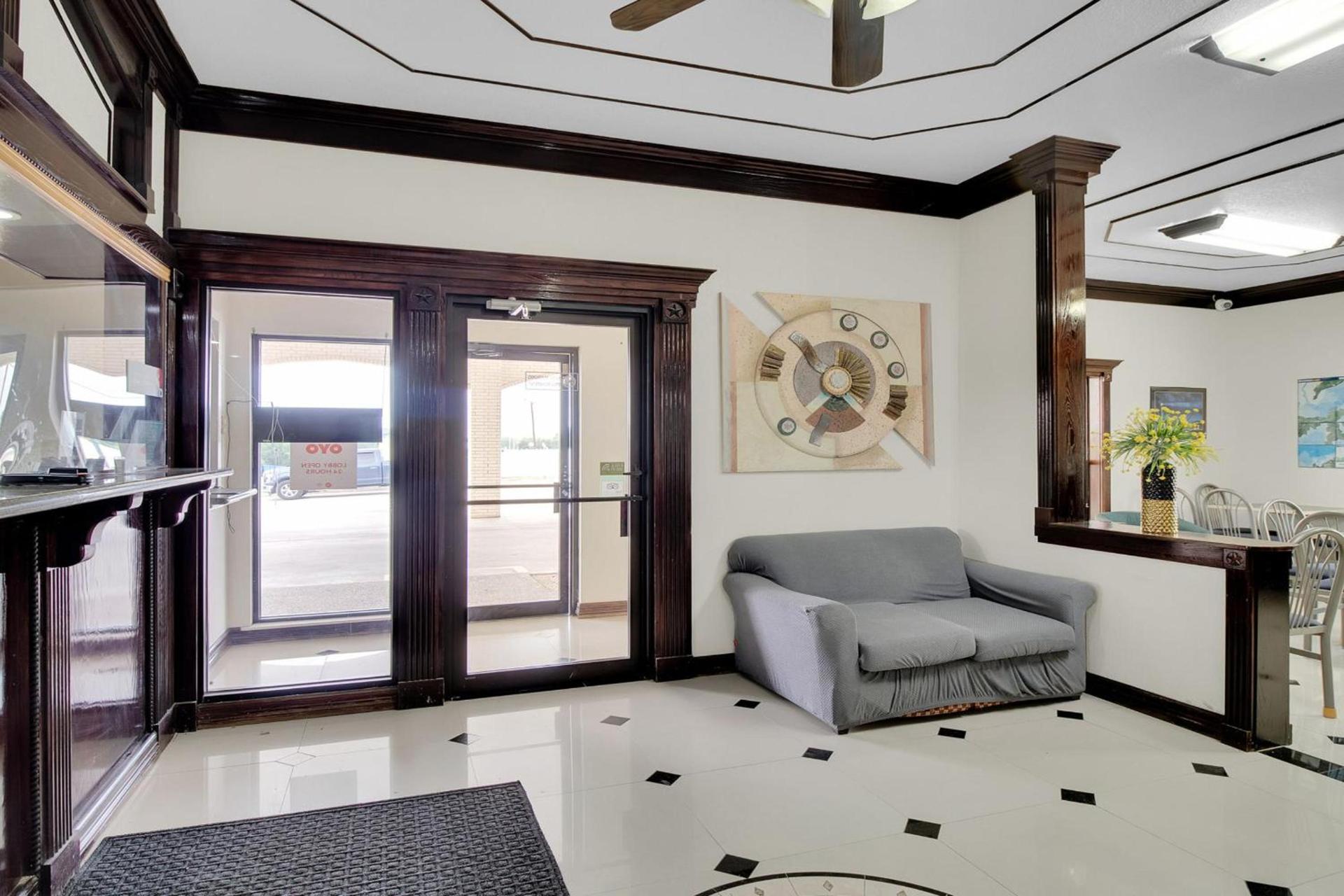 Three Rivers Executive Inn & Suites By OYO photo 11