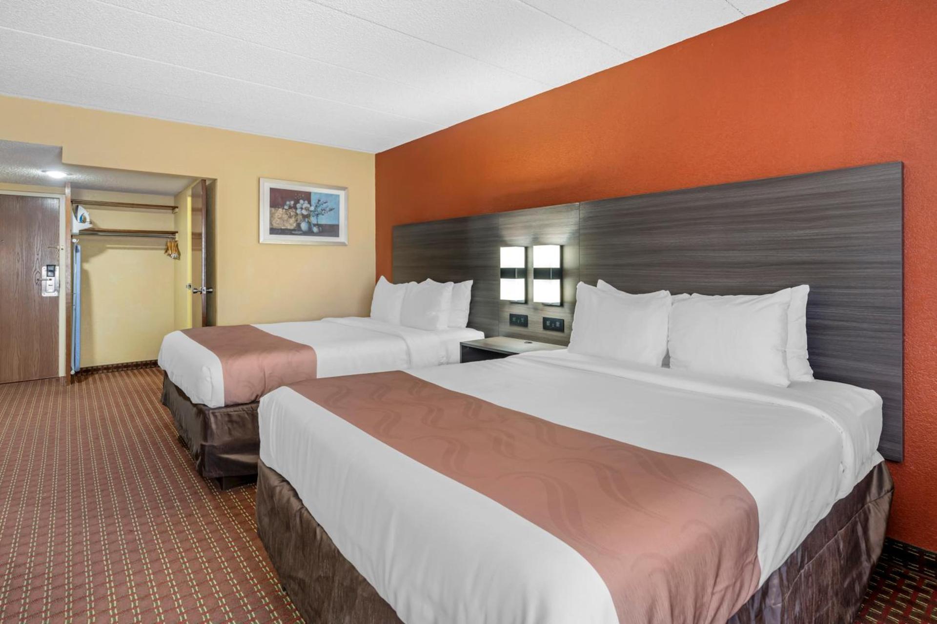 Quality Inn & Suites Lincoln South photo 13