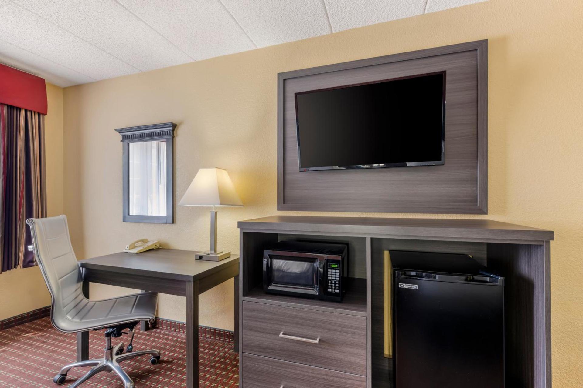 Quality Inn & Suites Lincoln South photo 10