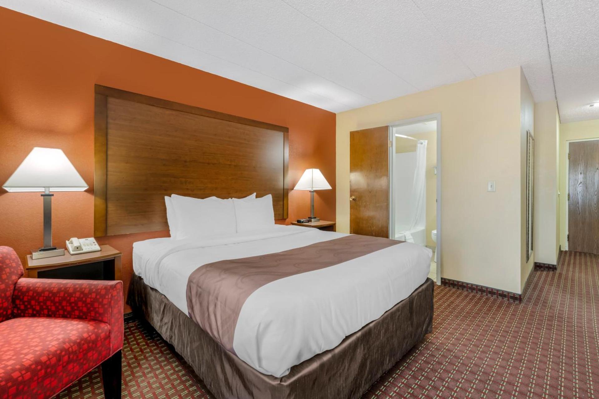 Quality Inn & Suites Lincoln South photo 21