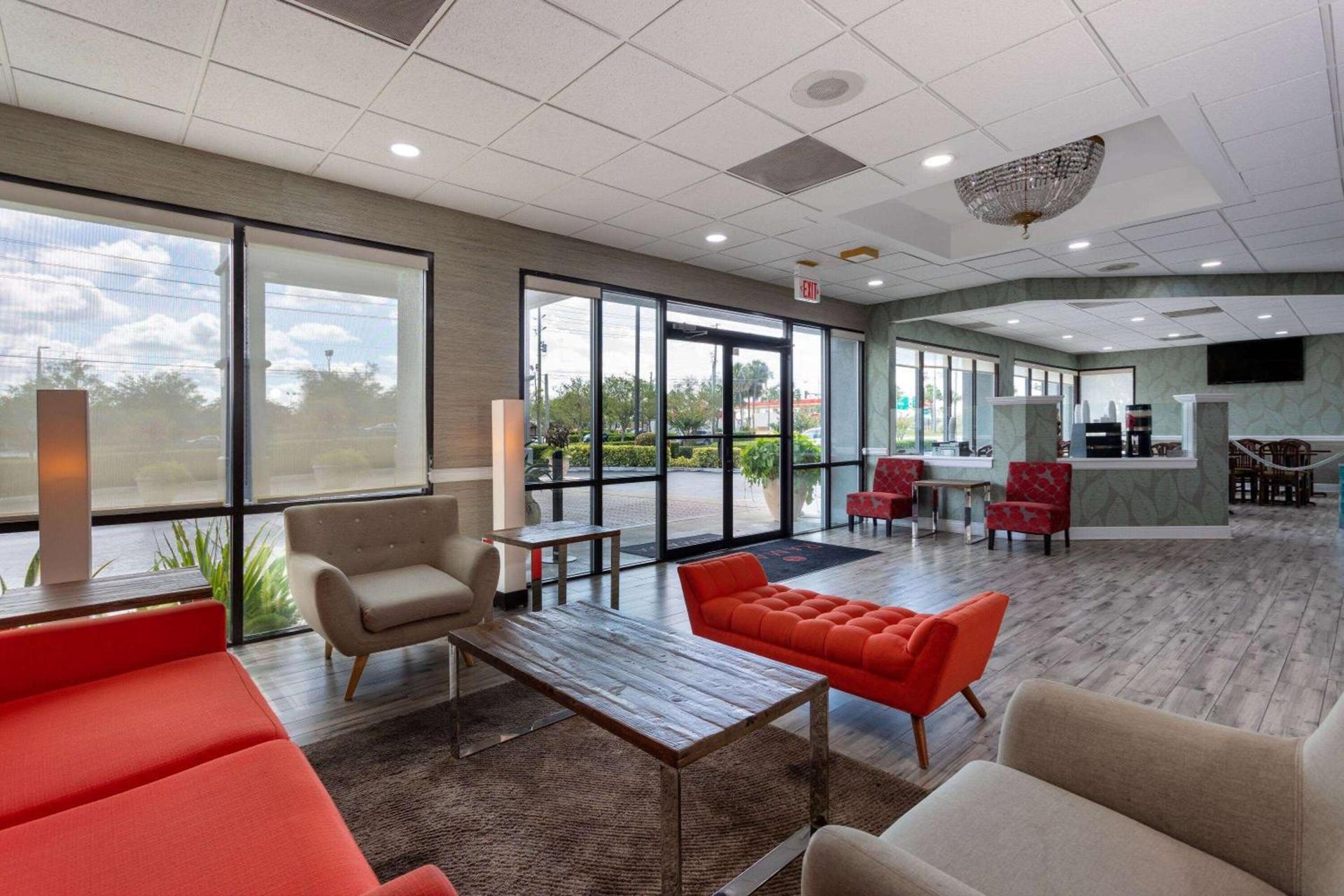 Ramada by Wyndham Altamonte Springs Near I-4 photo 4