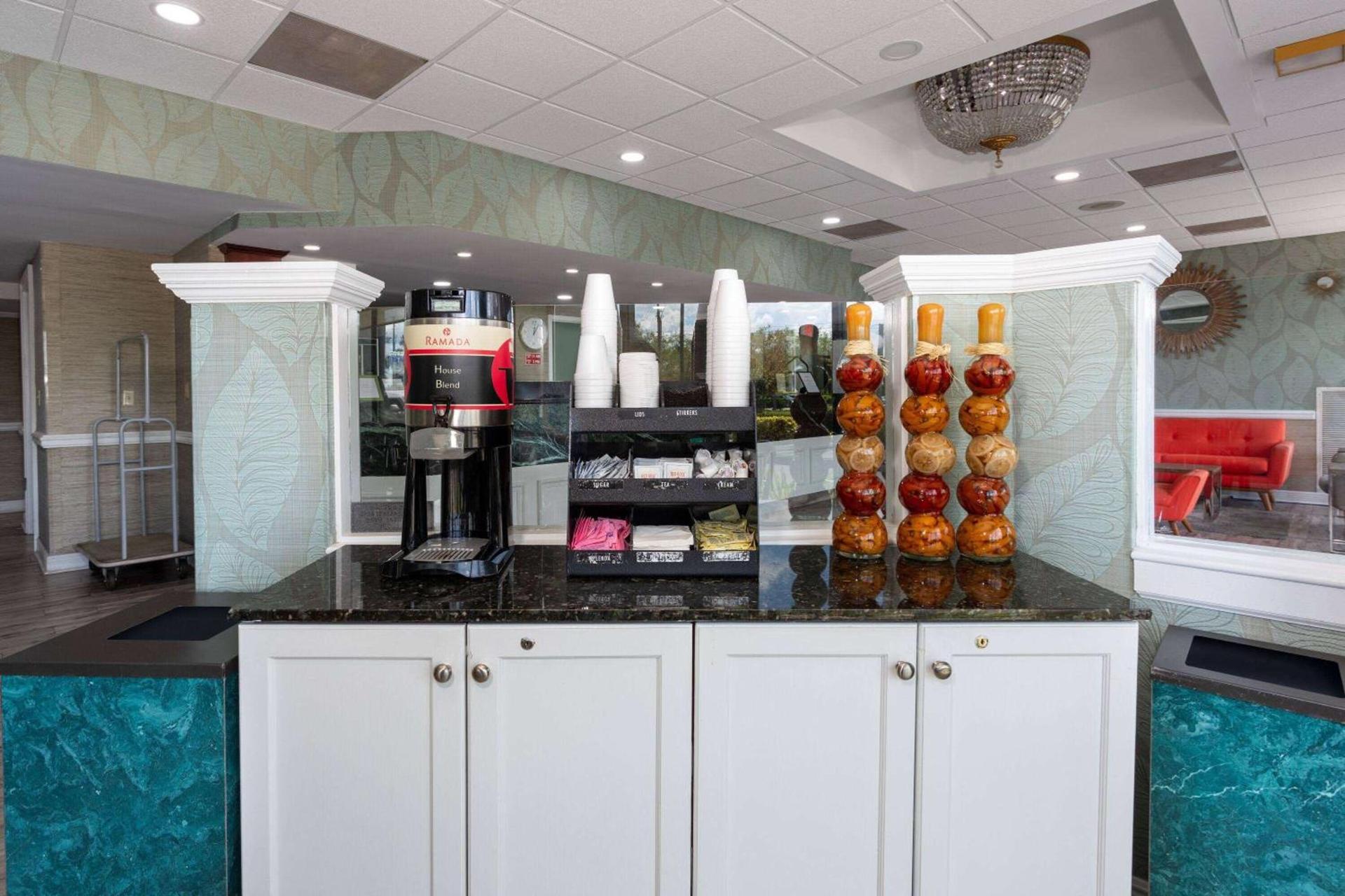 Ramada by Wyndham Altamonte Springs Near I-4 photo 9