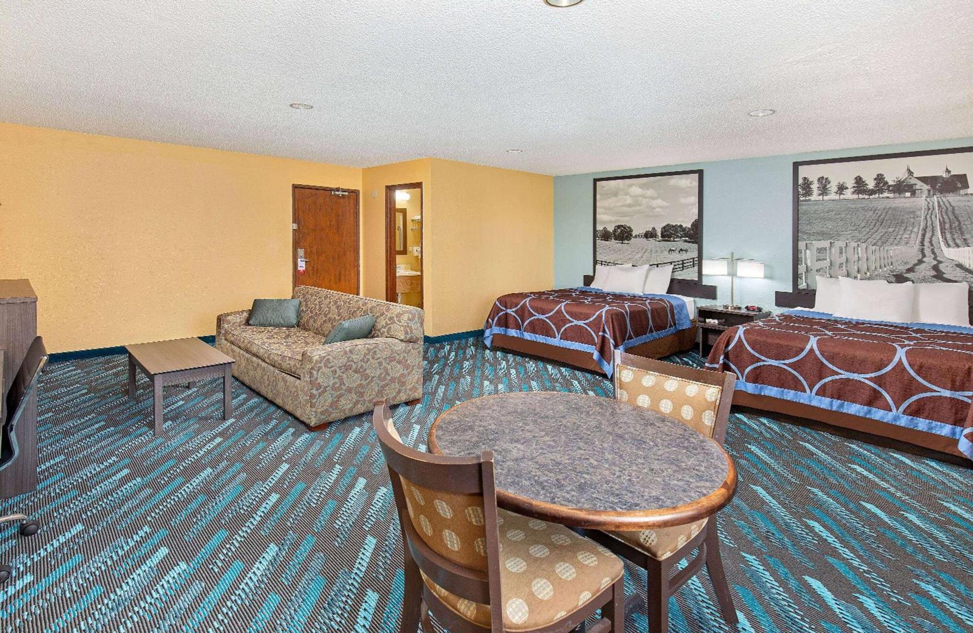 Super 8 by Wyndham Somerset photo 22