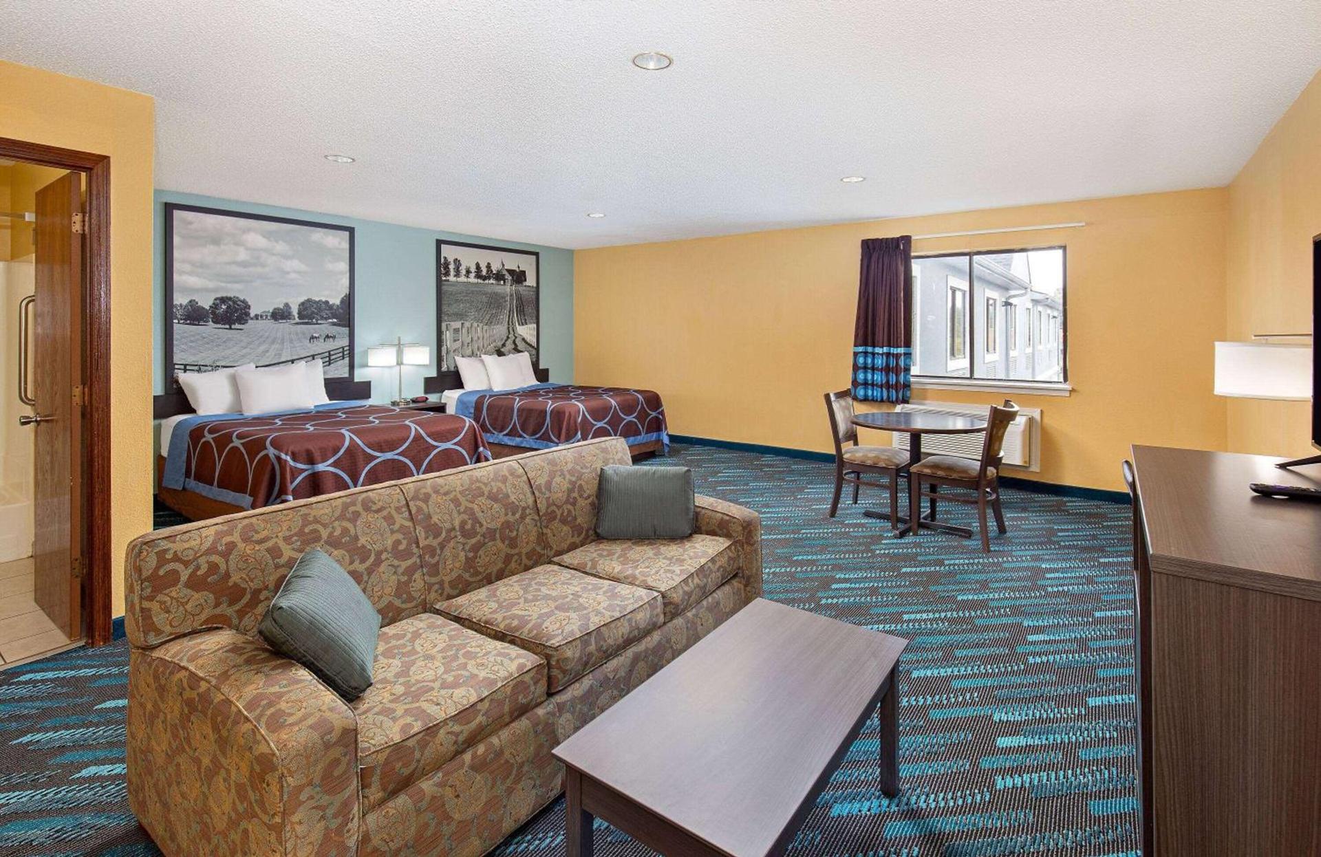 Super 8 by Wyndham Somerset photo 21