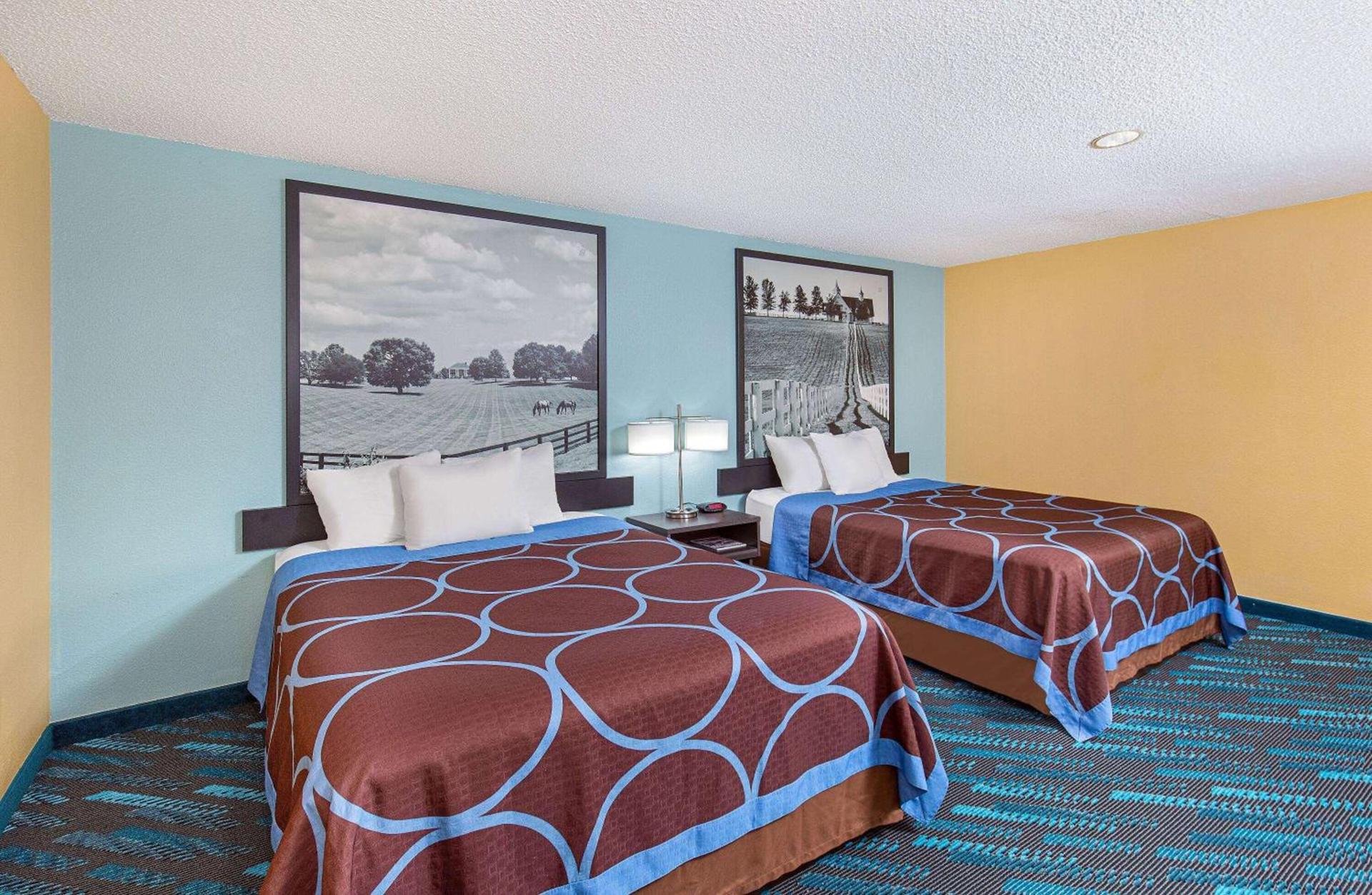 Super 8 by Wyndham Somerset photo 23