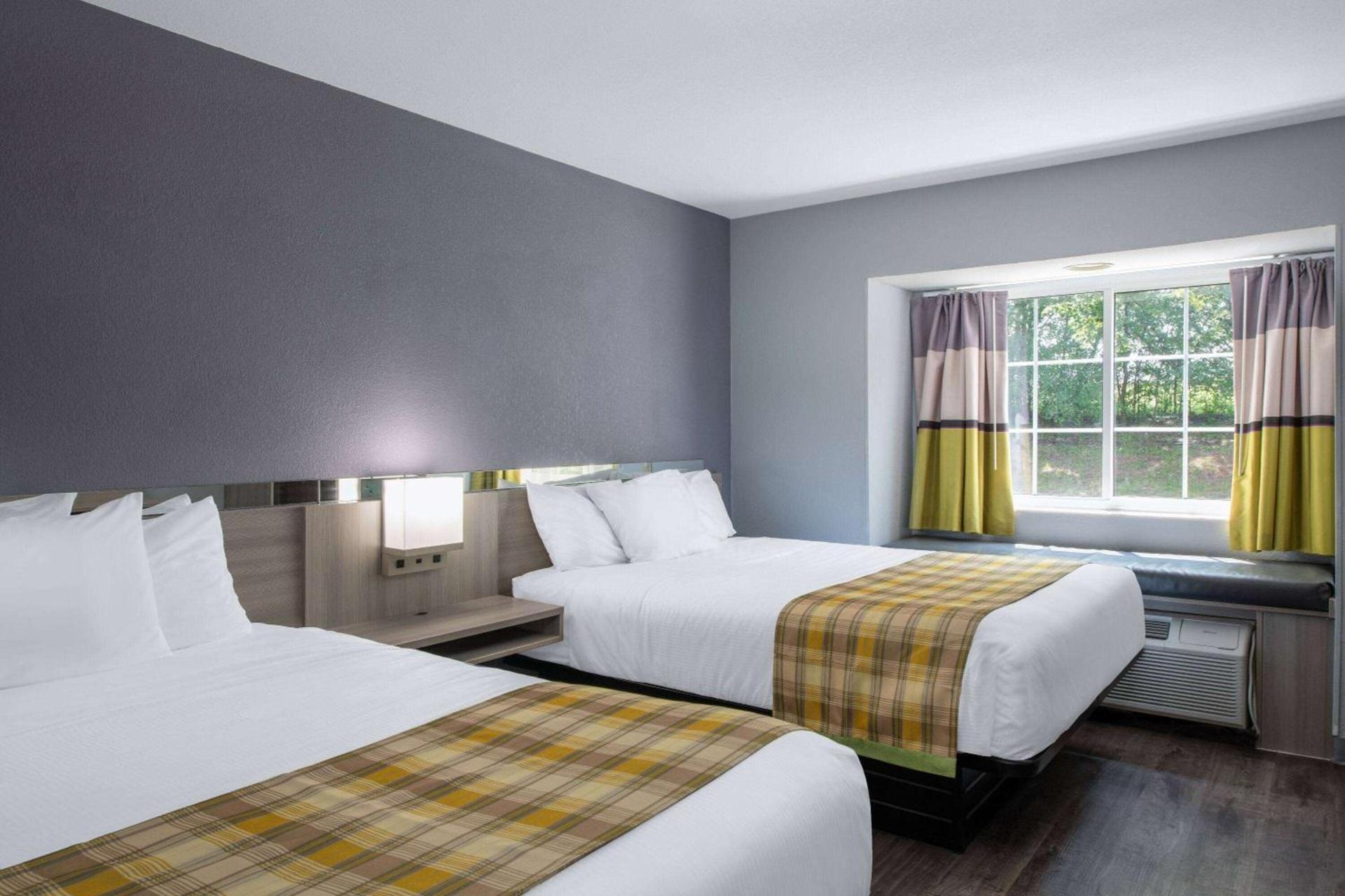 Microtel Inn by Wyndham Spartanburg Duncan photo 11