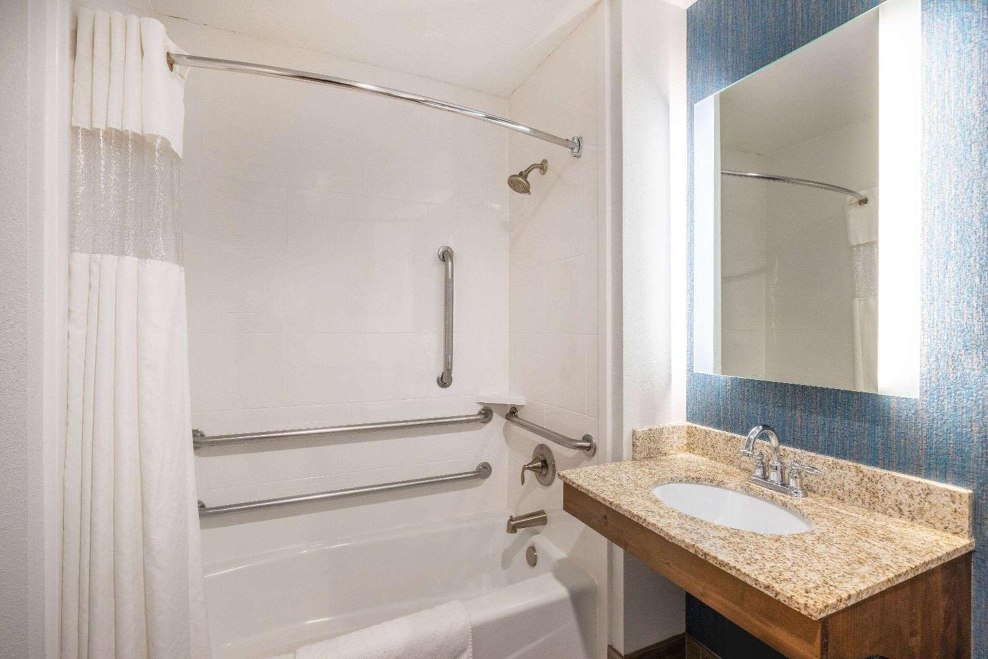 La Quinta by Wyndham St. George photo 14