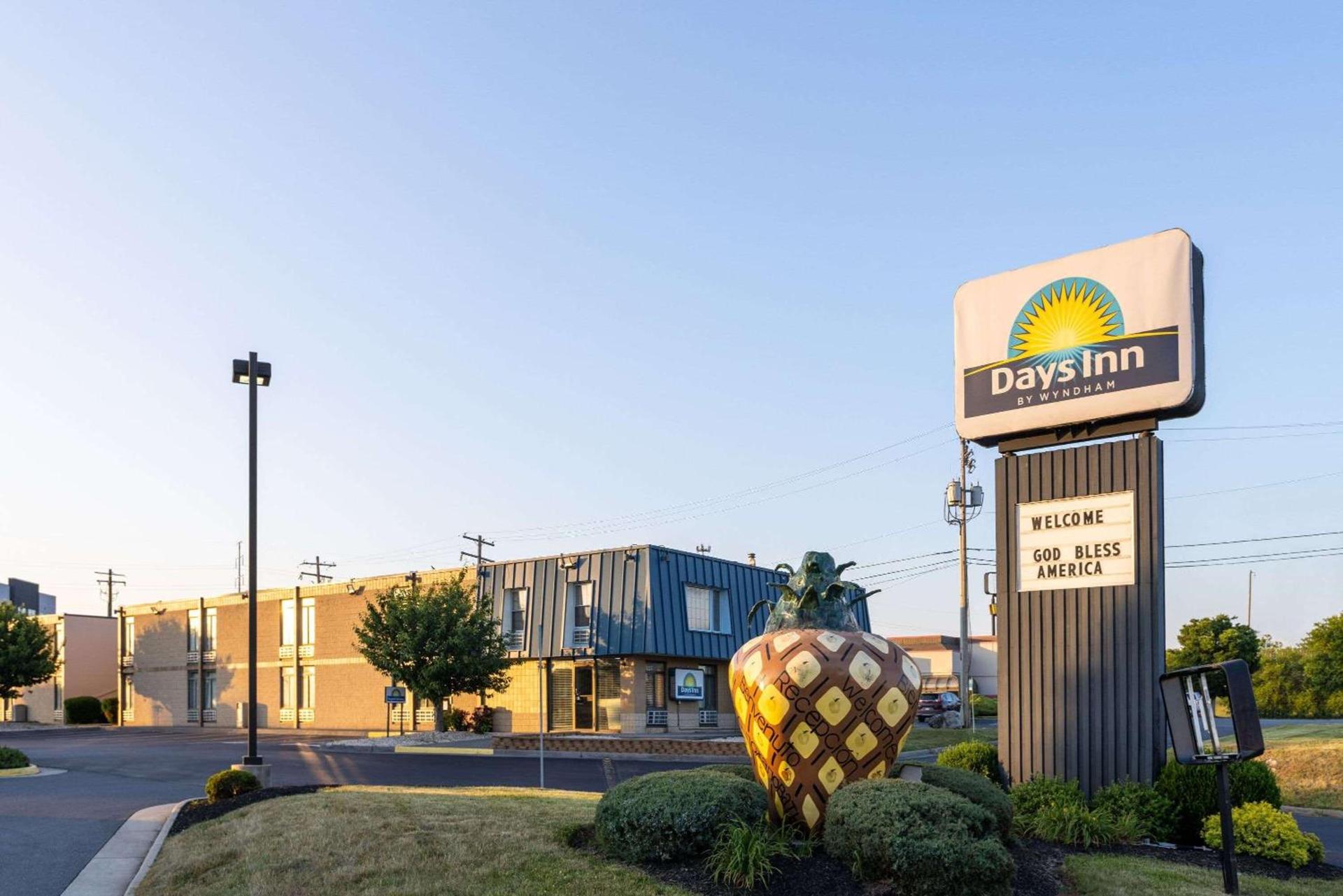 Days Inn by Wyndham Winchester photo 3