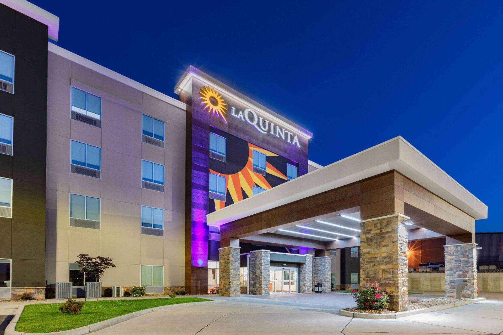 La Quinta Inn & Suites by Wyndham Jackson-Cape Girardeau photo 3