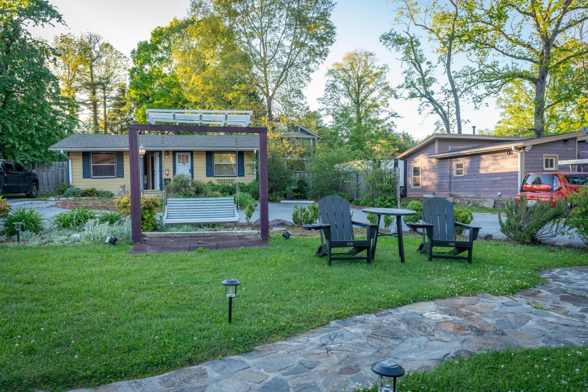 CedarWood Inn photo 15