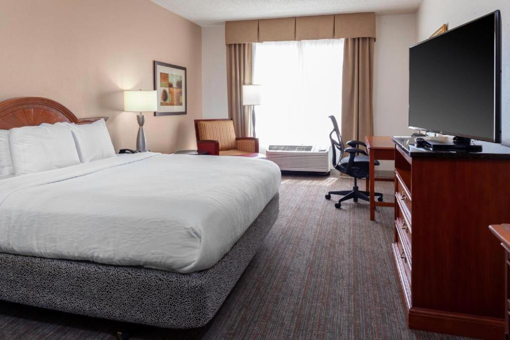 Hilton Garden Inn Charlotte Pineville photo 36