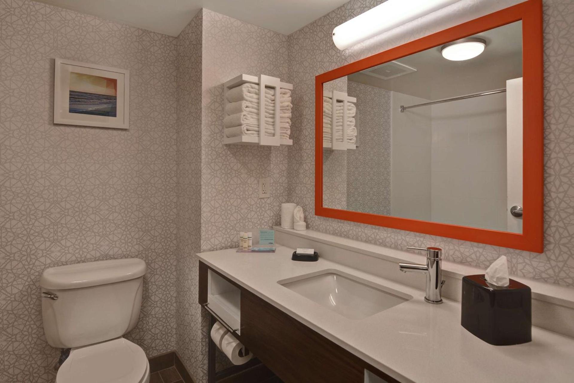 Hampton Inn & Suites Clearwater St Petersburg Ulmerton Road FL photo 32