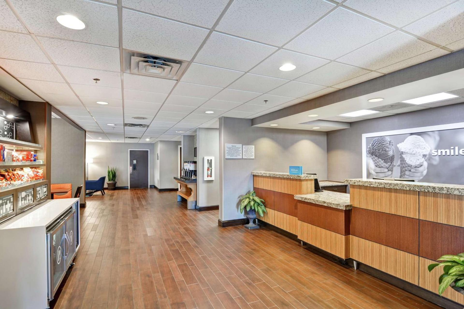 Hampton Inn Charlotte-Gastonia photo 6