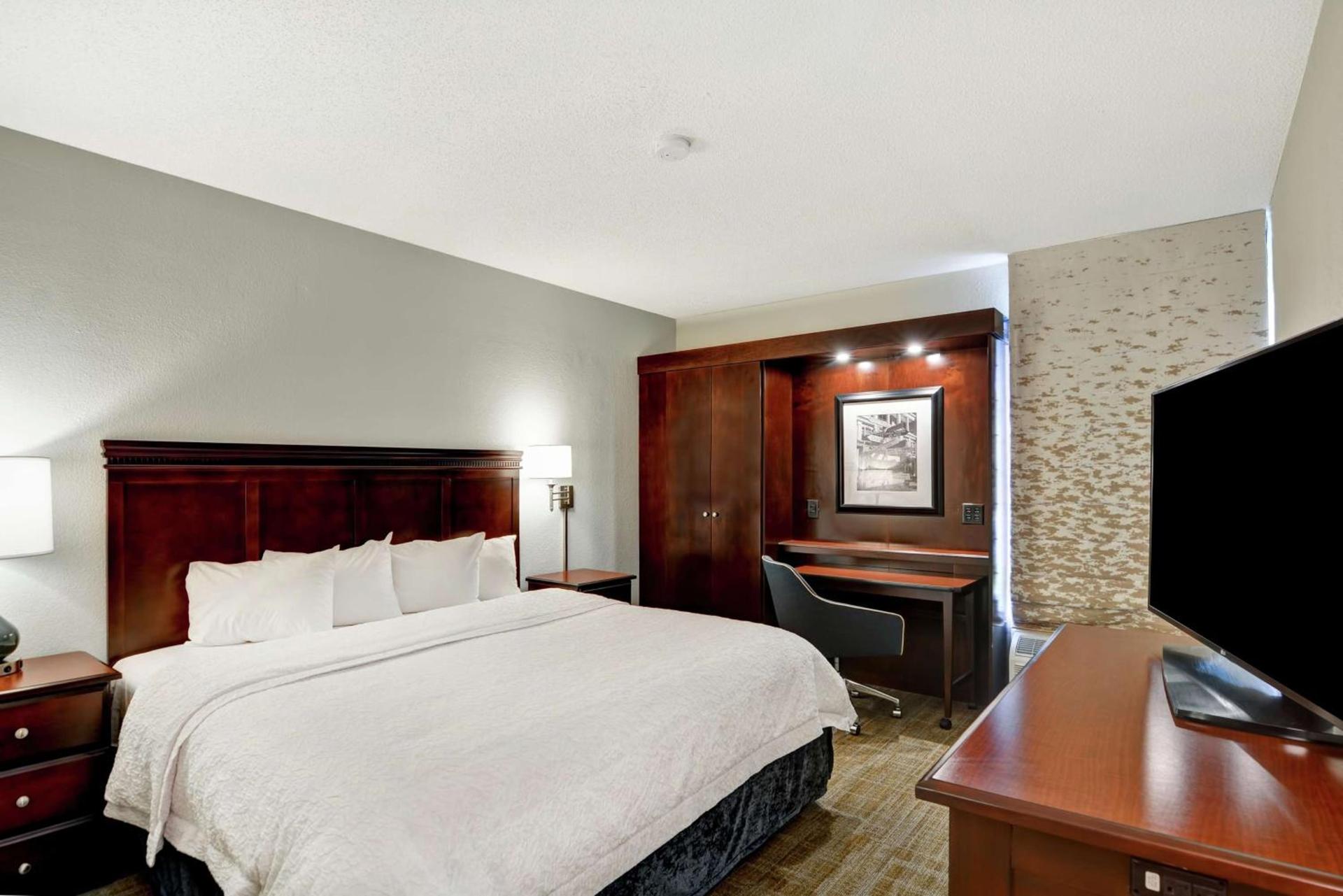 Hampton Inn Charlotte-Gastonia photo 19