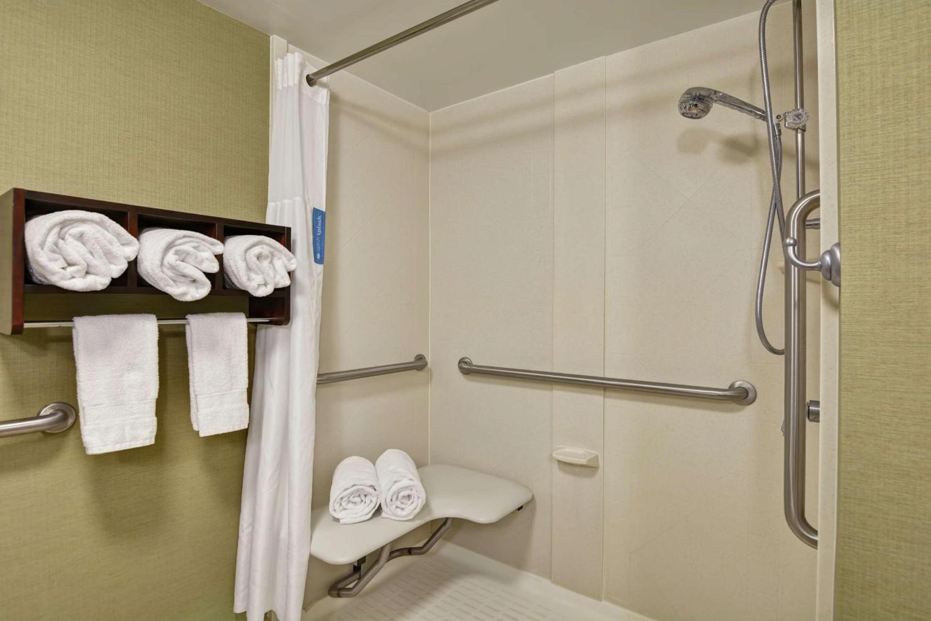 Hampton Inn Charlotte-Gastonia photo 22