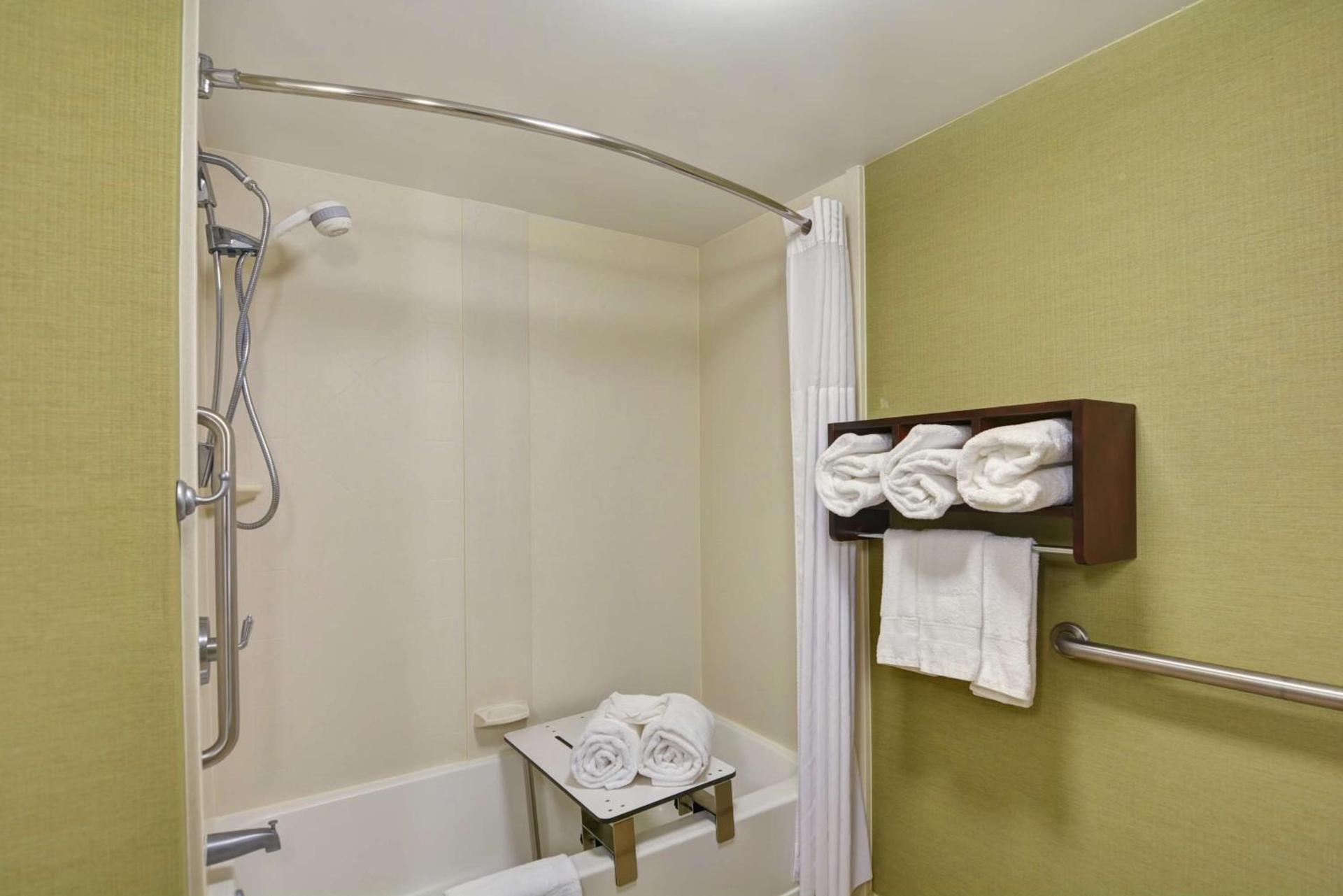 Hampton Inn Charlotte-Gastonia photo 23