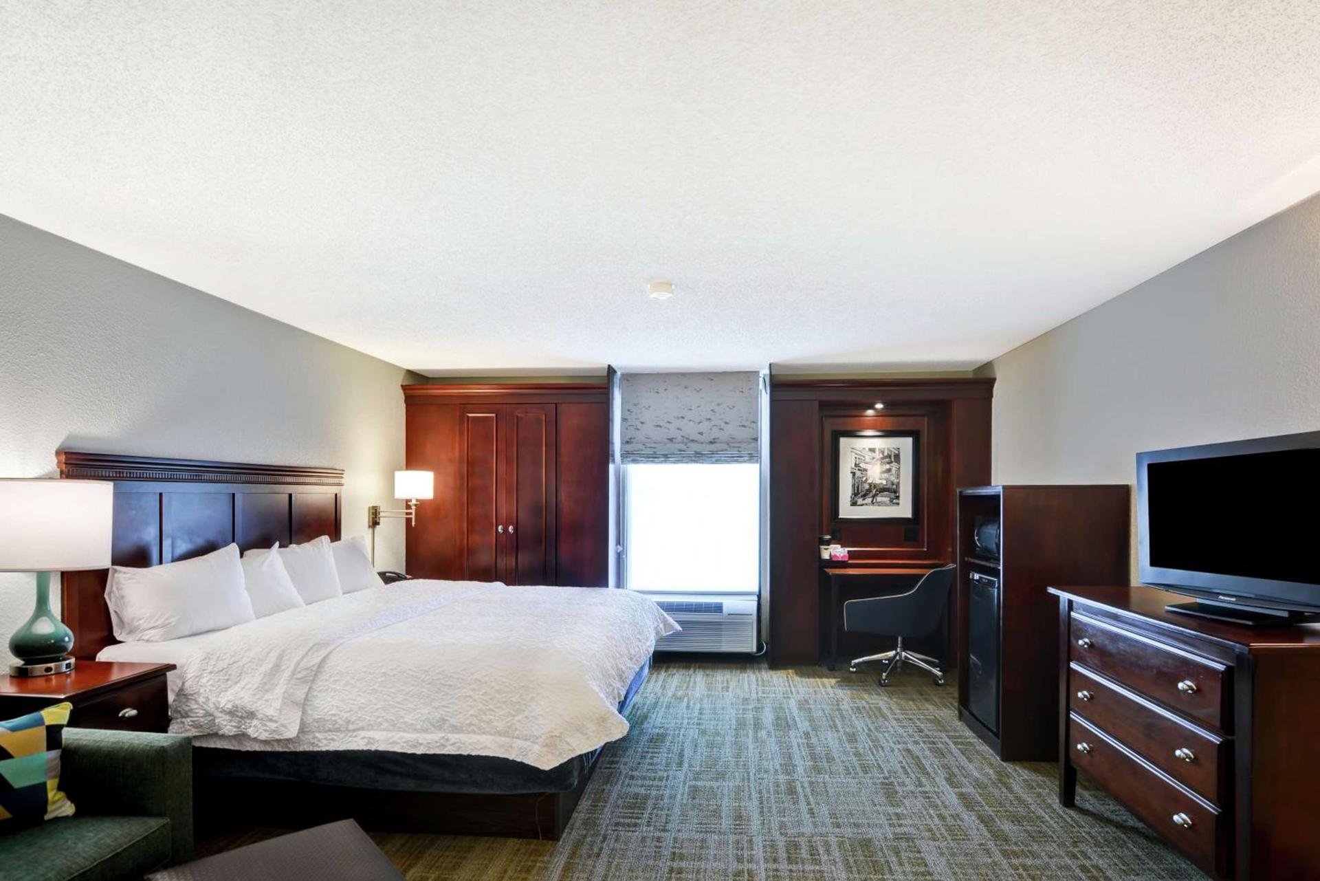 Hampton Inn Charlotte-Gastonia photo 25