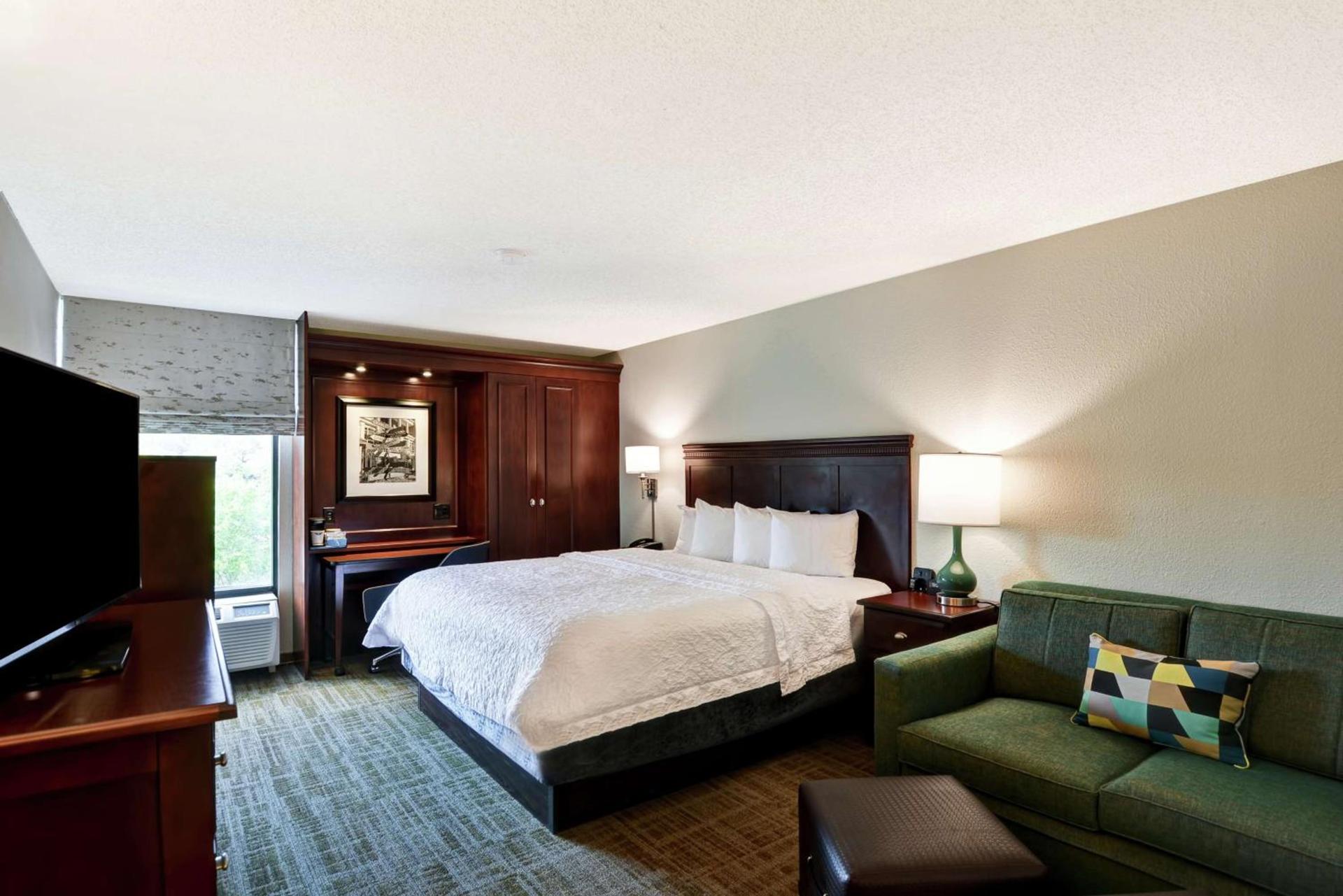 Hampton Inn Charlotte-Gastonia photo 37