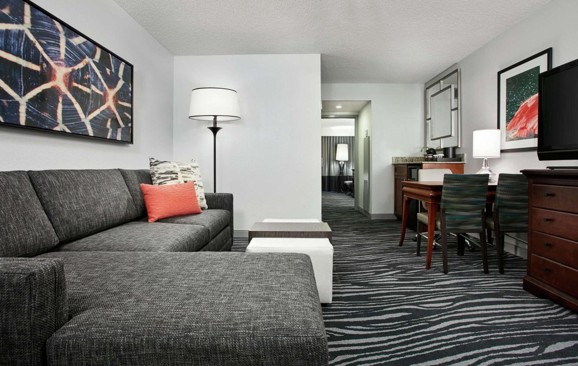Embassy Suites by Hilton Orlando Airport photo 11