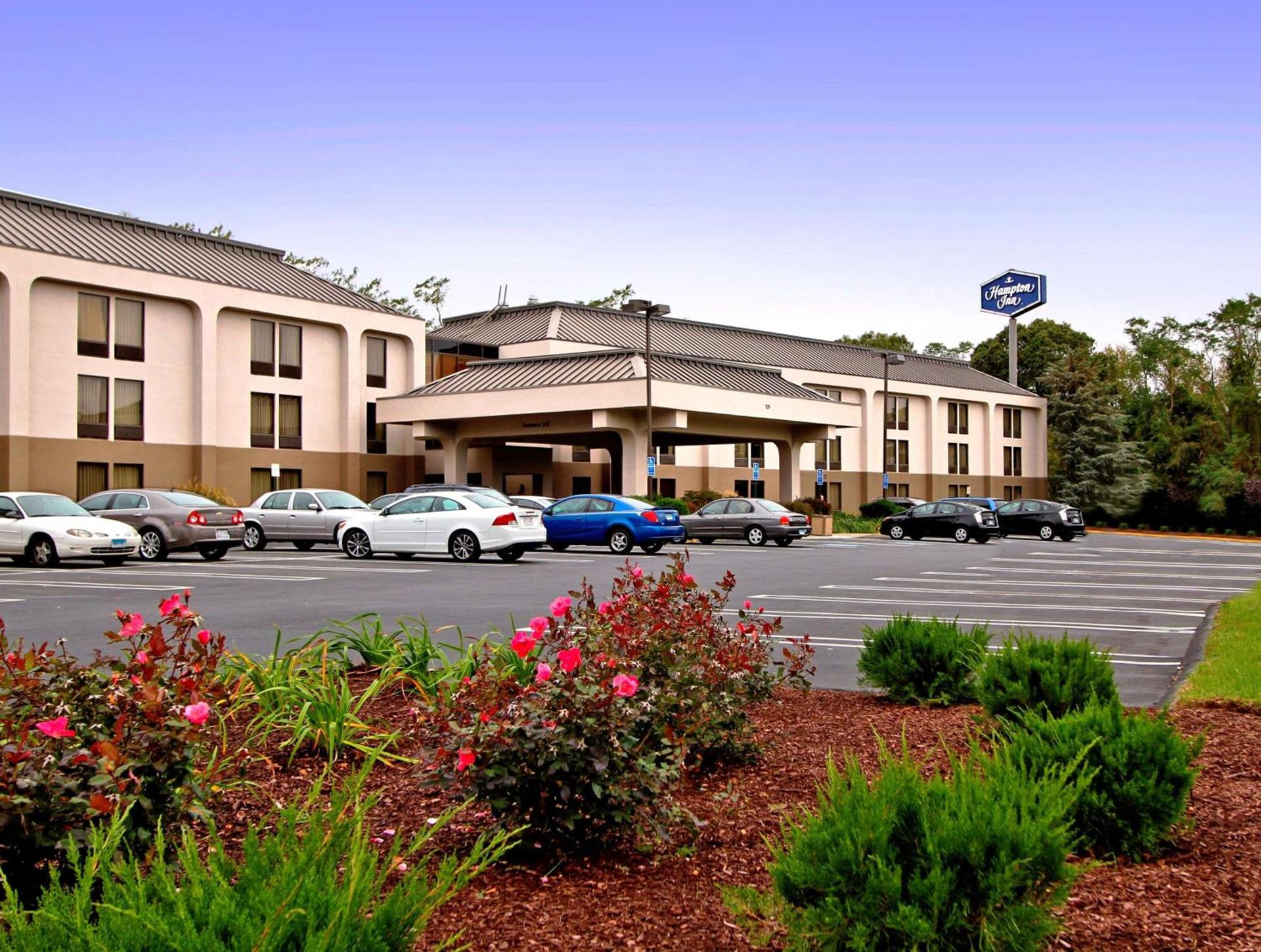 Hampton Inn by Hilton Milford photo 2