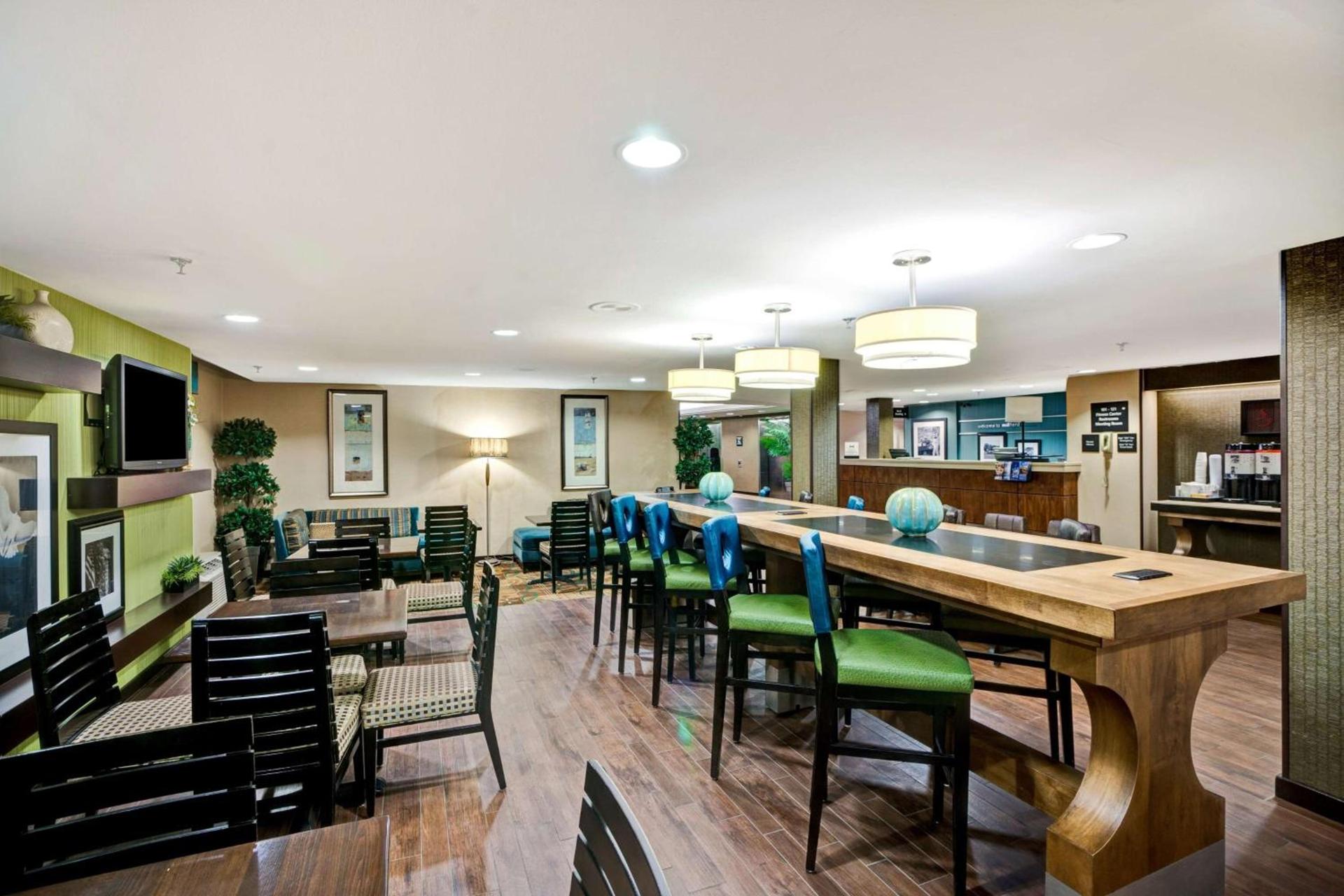 Hampton Inn by Hilton Milford photo 10