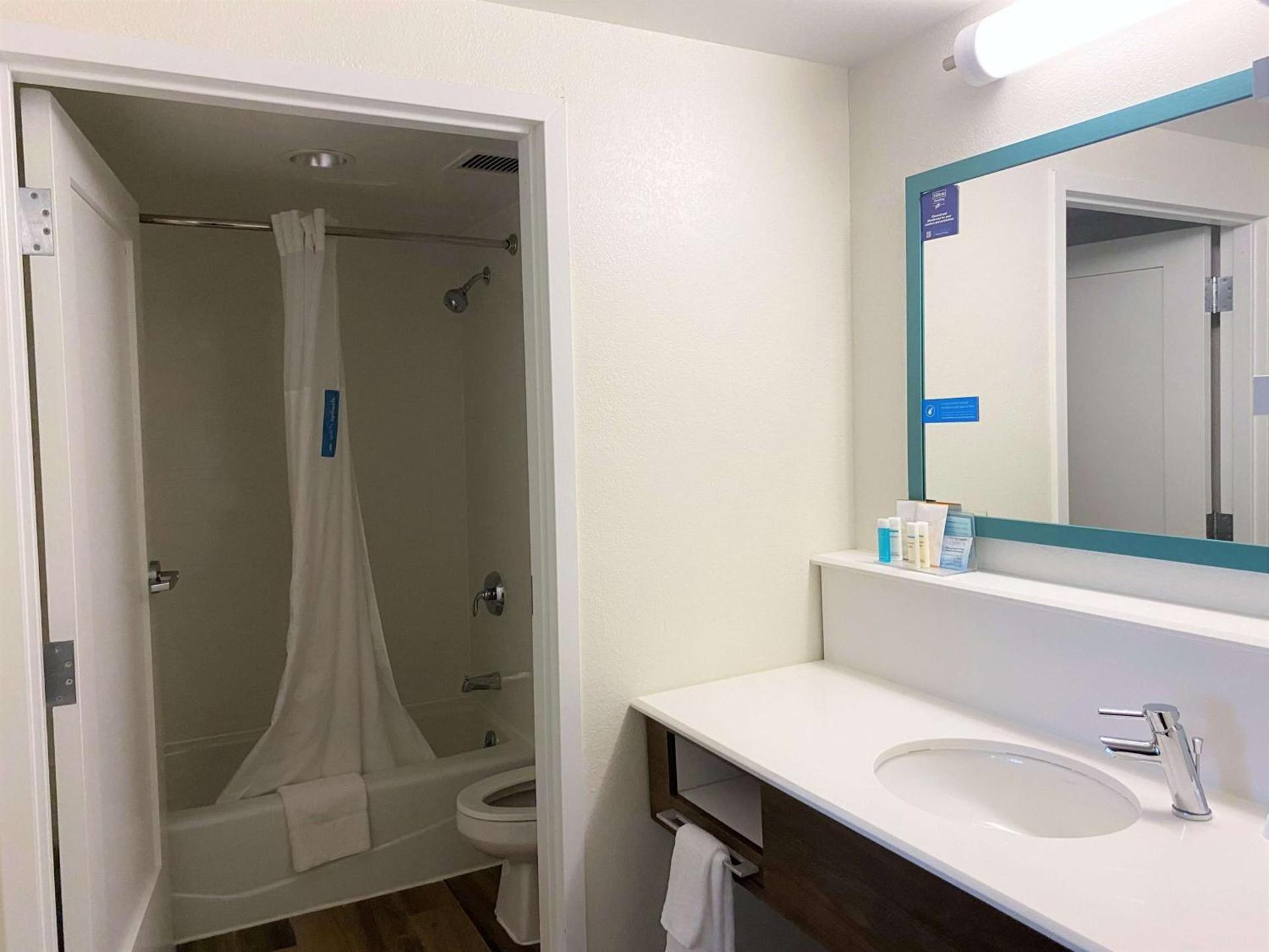 Hampton Inn by Hilton Milford photo 28