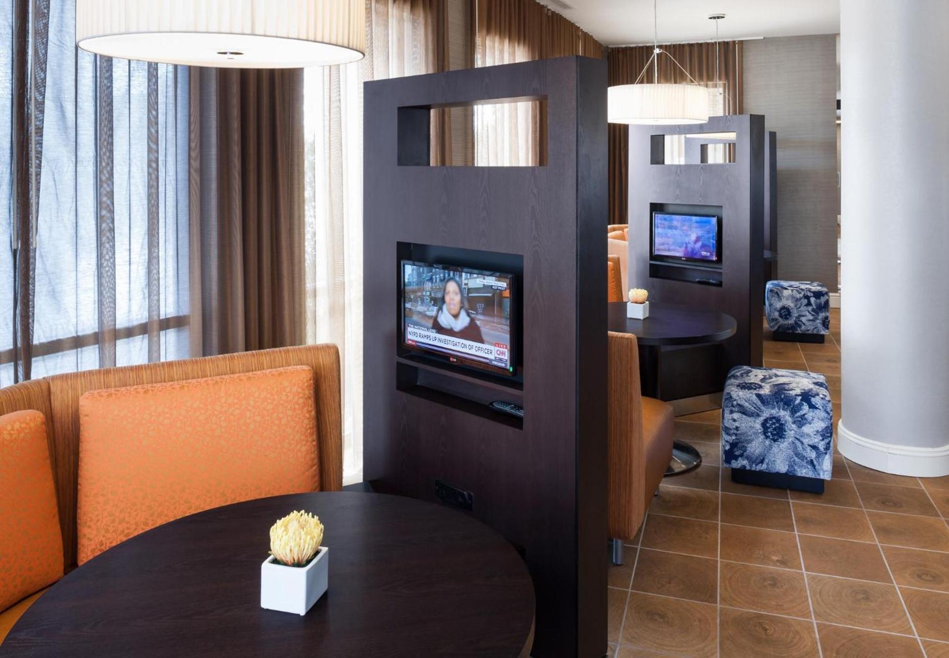Courtyard by Marriott Houston North/Shenandoah photo 8