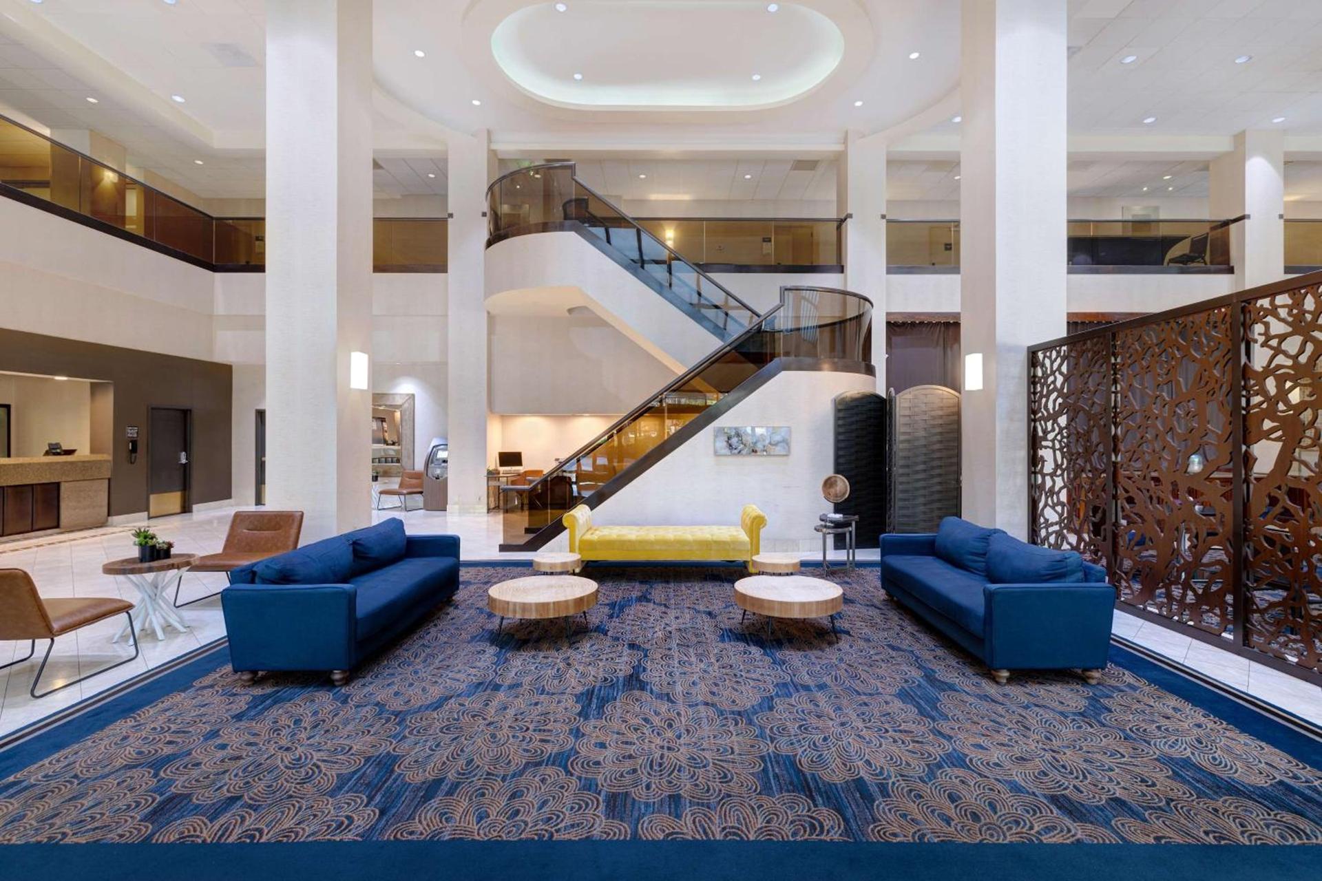 Embassy Suites by Hilton Santa Clara Silicon Valley photo 9