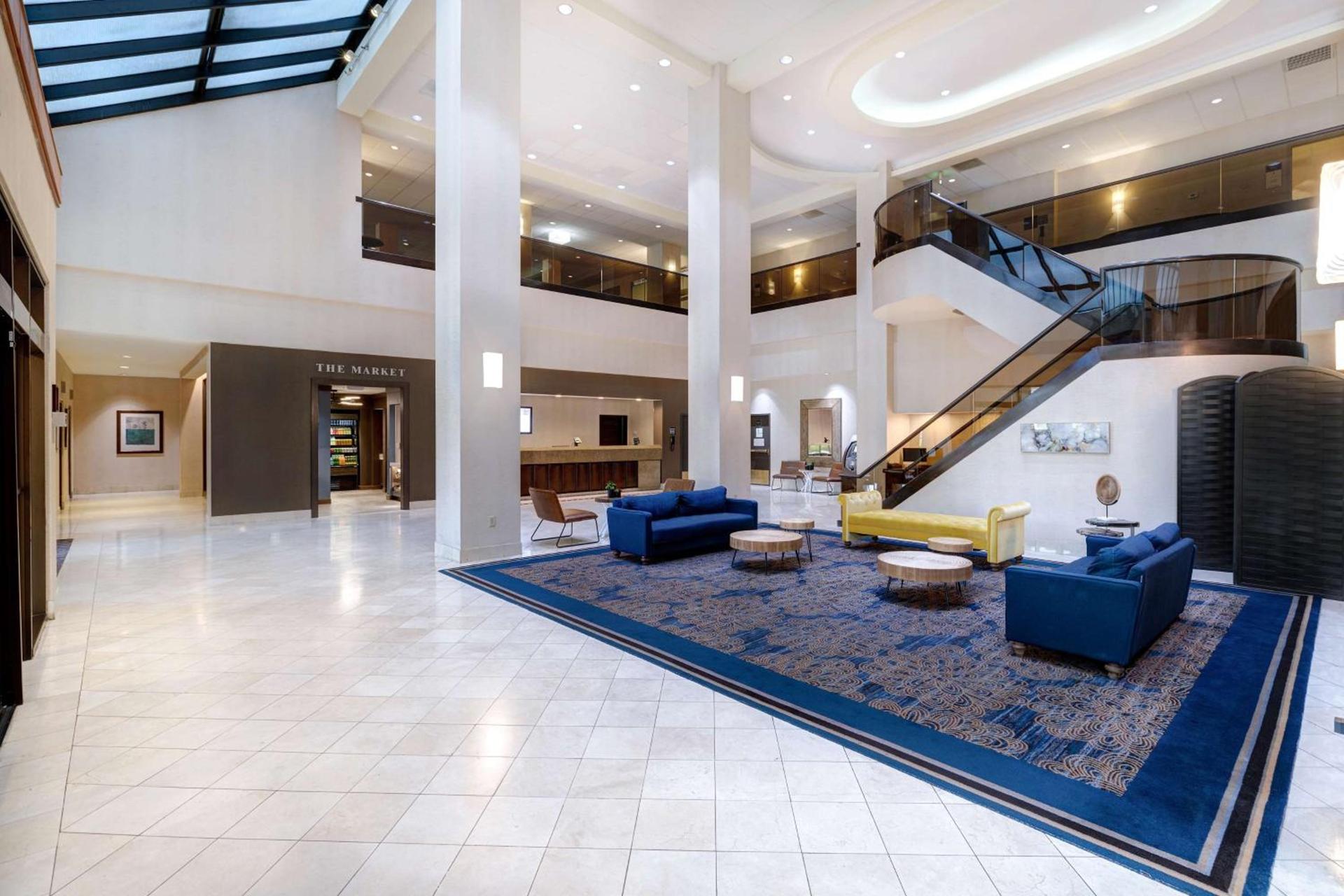 Embassy Suites by Hilton Santa Clara Silicon Valley photo 10