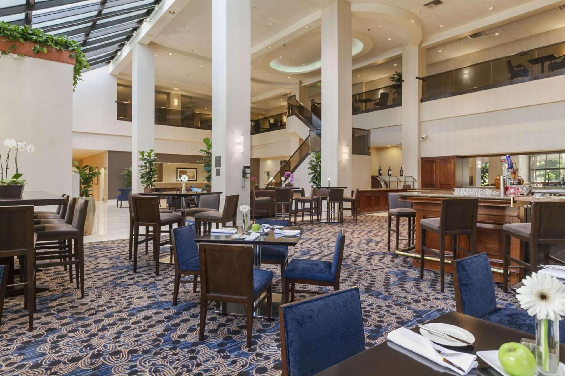 Embassy Suites by Hilton Santa Clara Silicon Valley photo 53