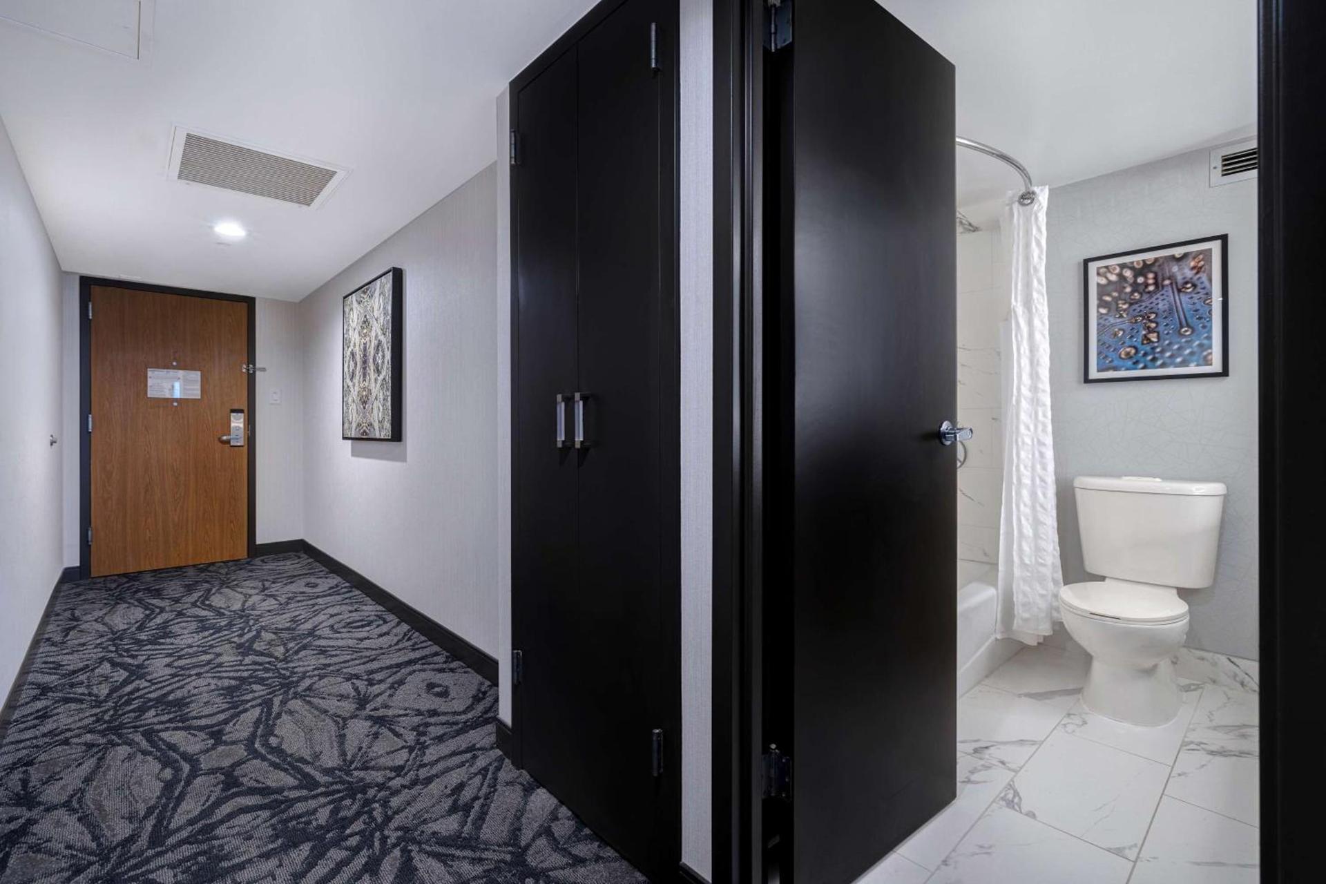 Embassy Suites by Hilton Santa Clara Silicon Valley photo 54