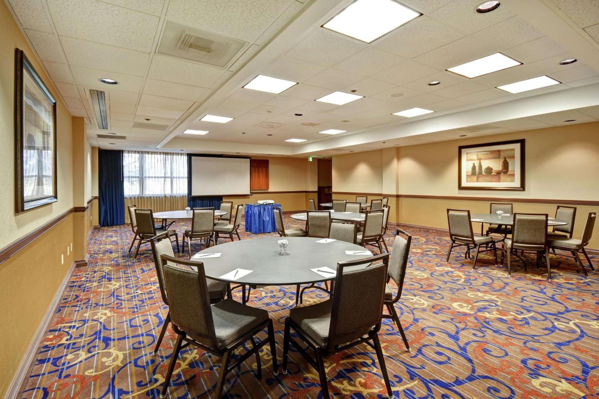 Embassy Suites by Hilton Santa Clara Silicon Valley photo 65