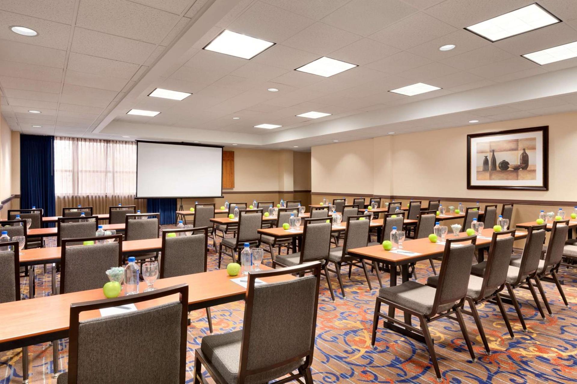 Embassy Suites by Hilton Santa Clara Silicon Valley photo 67