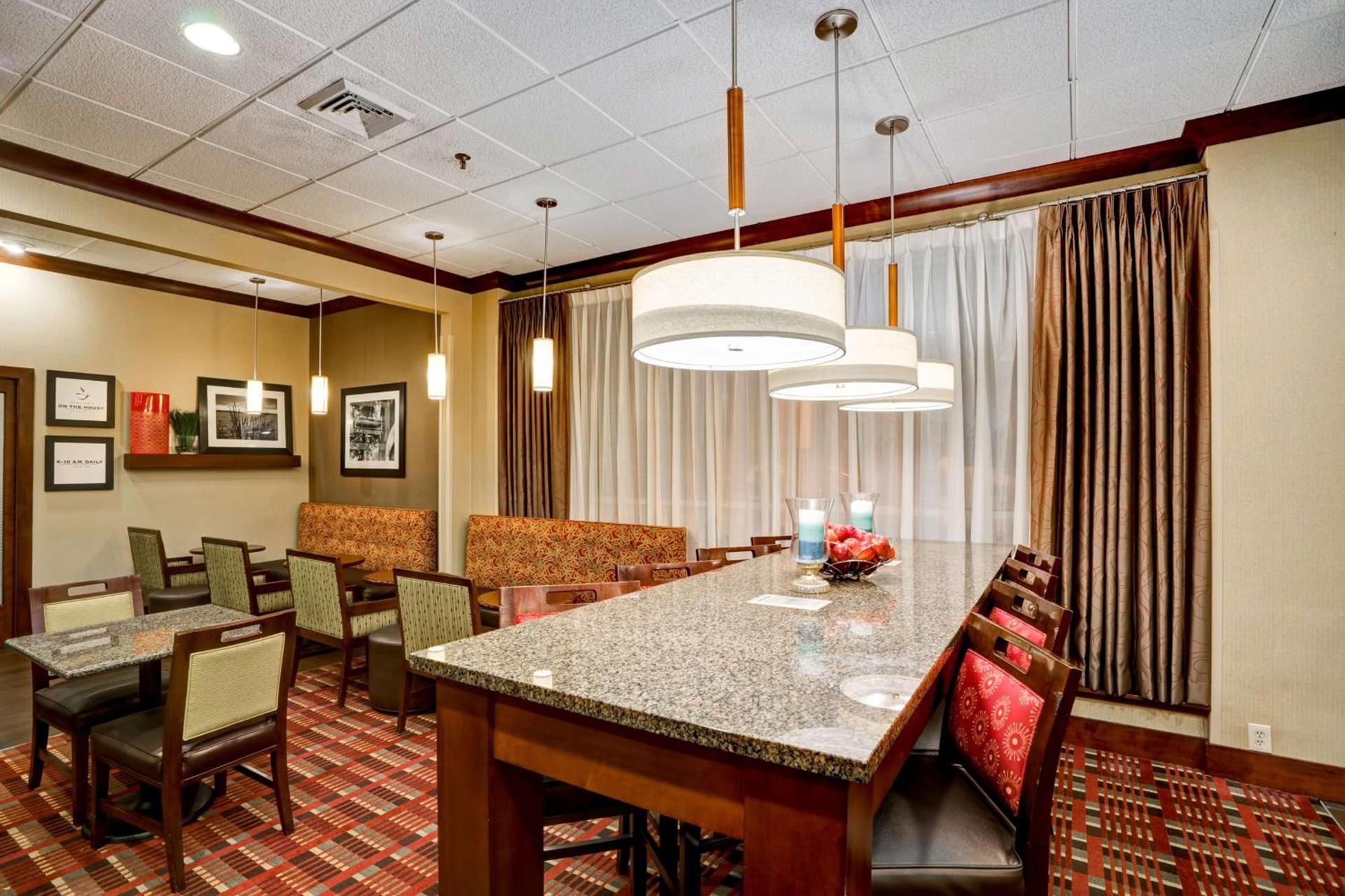 Hampton Inn Baltimore/Glen Burnie photo 11
