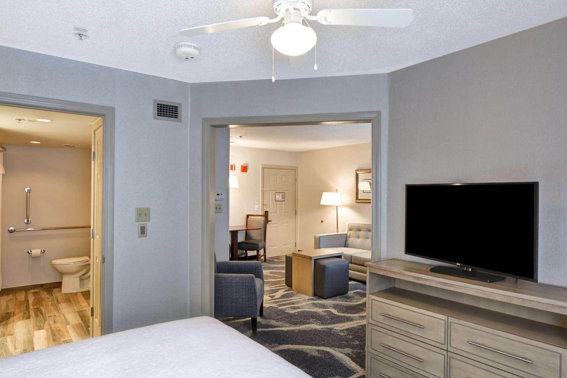 Homewood Suites by Hilton Windsor Locks Hartford photo 18