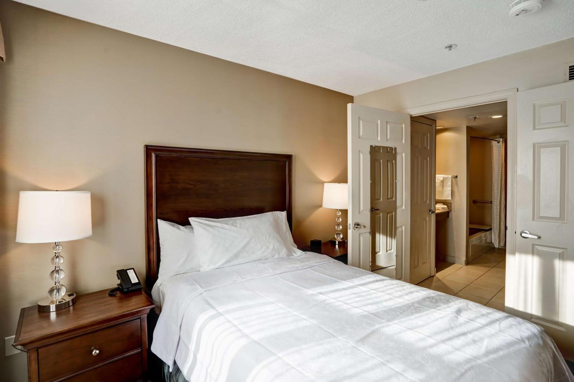 Homewood Suites by Hilton Windsor Locks Hartford photo 14
