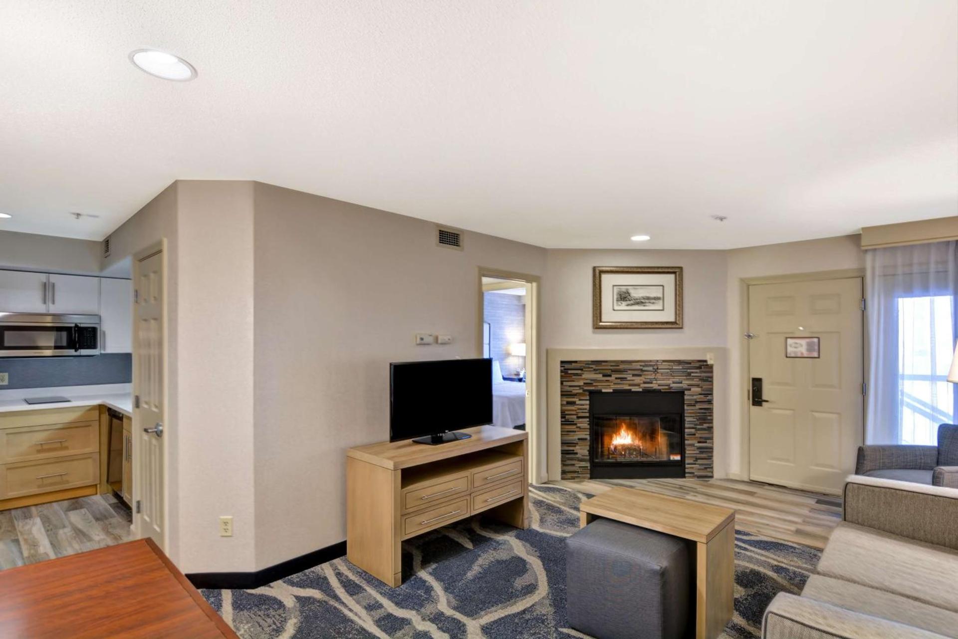 Homewood Suites by Hilton Windsor Locks Hartford photo 26