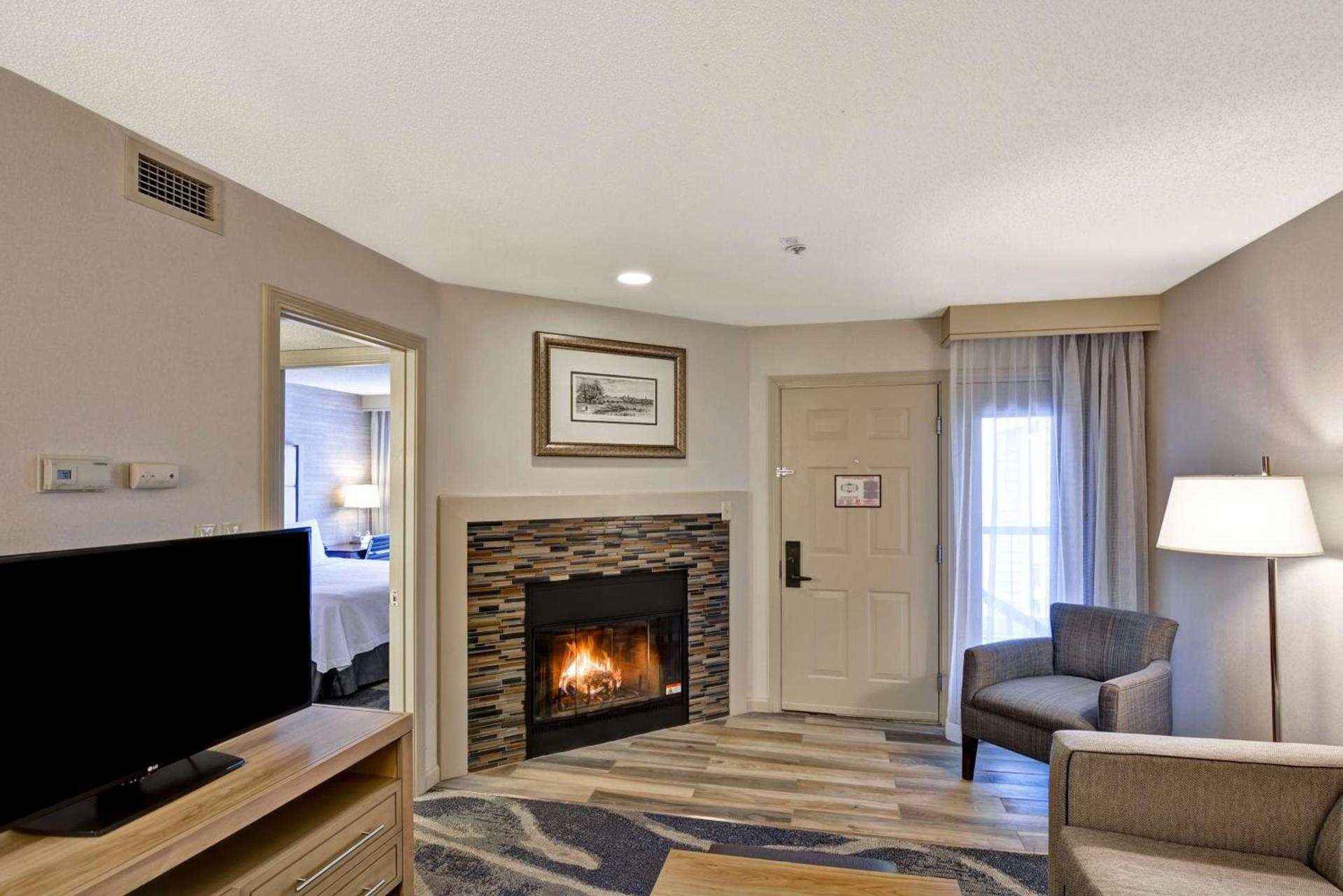 Homewood Suites by Hilton Windsor Locks Hartford photo 15
