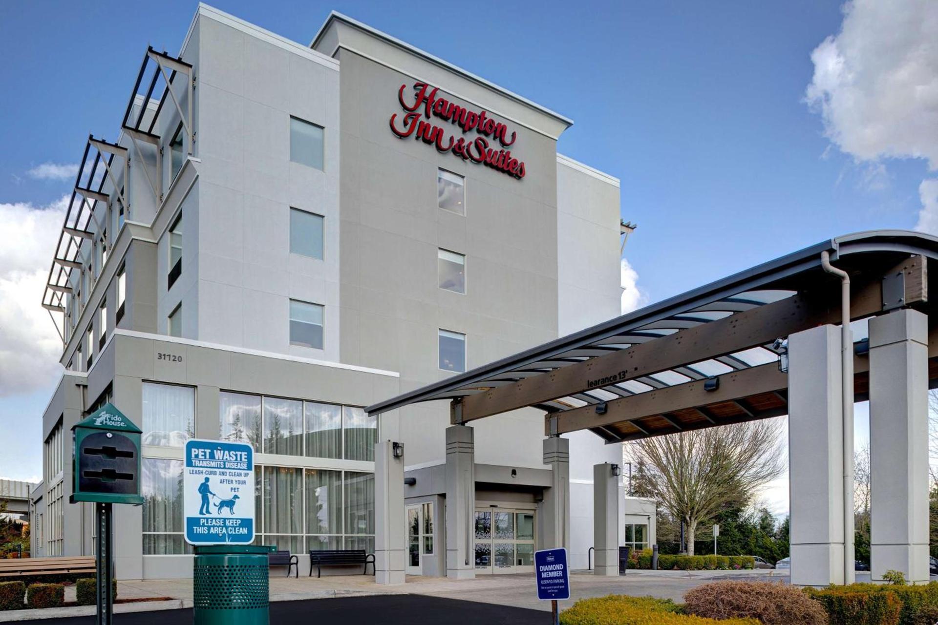 Hampton Inn & Suites Seattle/Federal Way photo 2