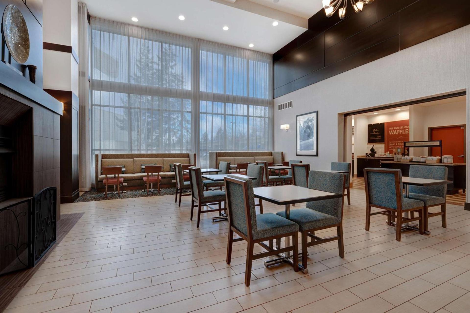 Hampton Inn & Suites Seattle/Federal Way photo 17