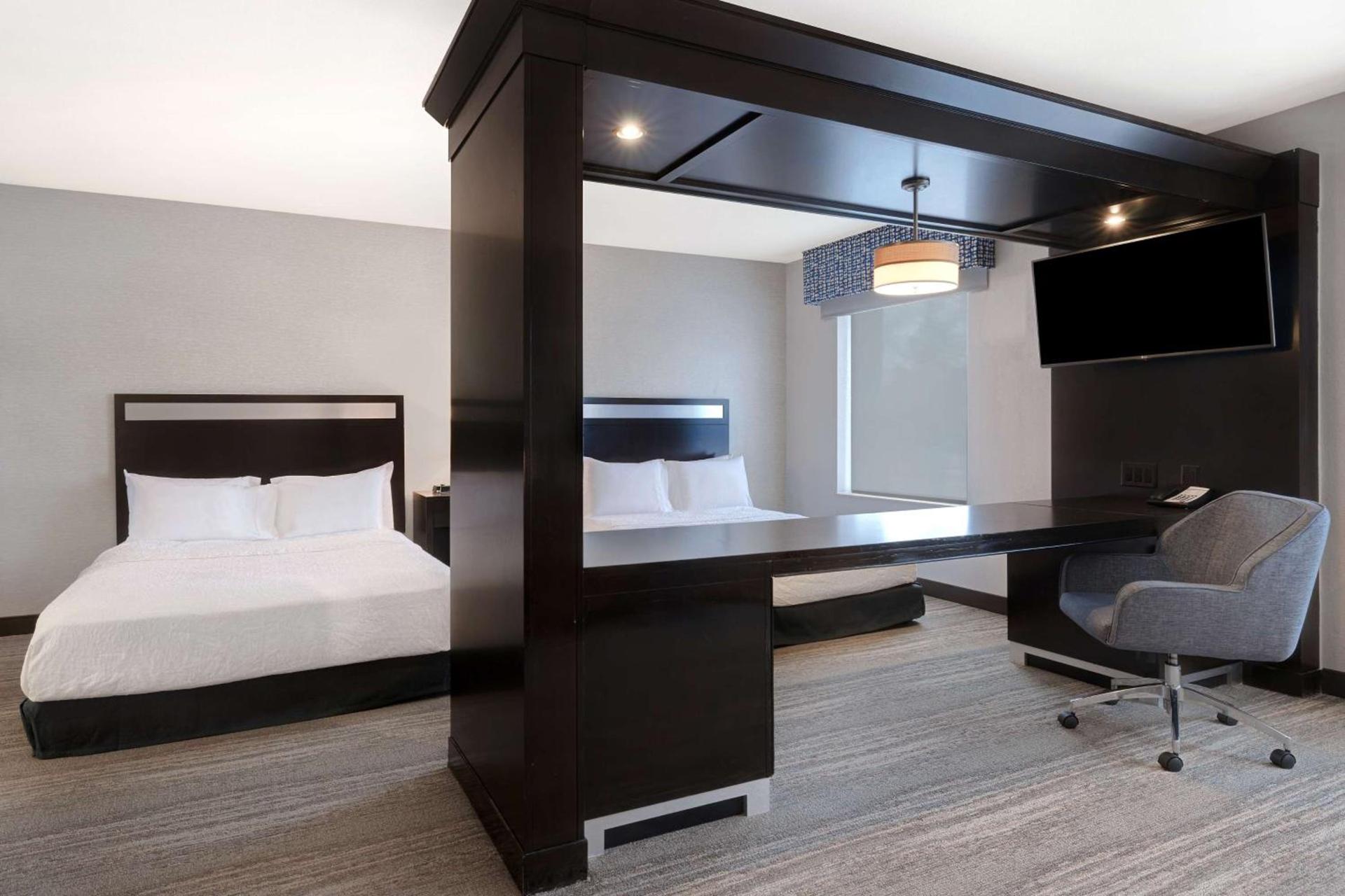 Hampton Inn & Suites Seattle/Federal Way photo 27