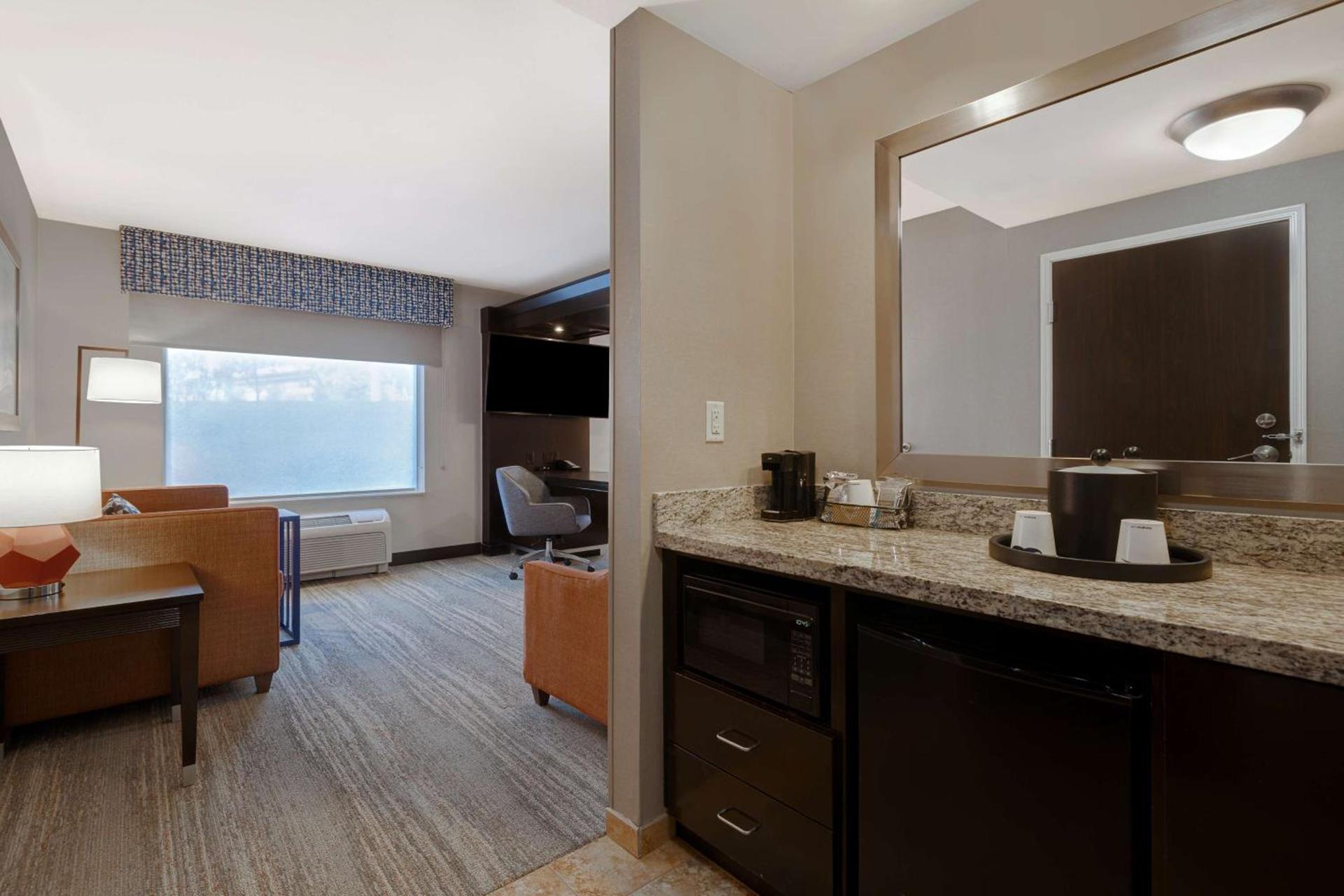 Hampton Inn & Suites Seattle/Federal Way photo 36