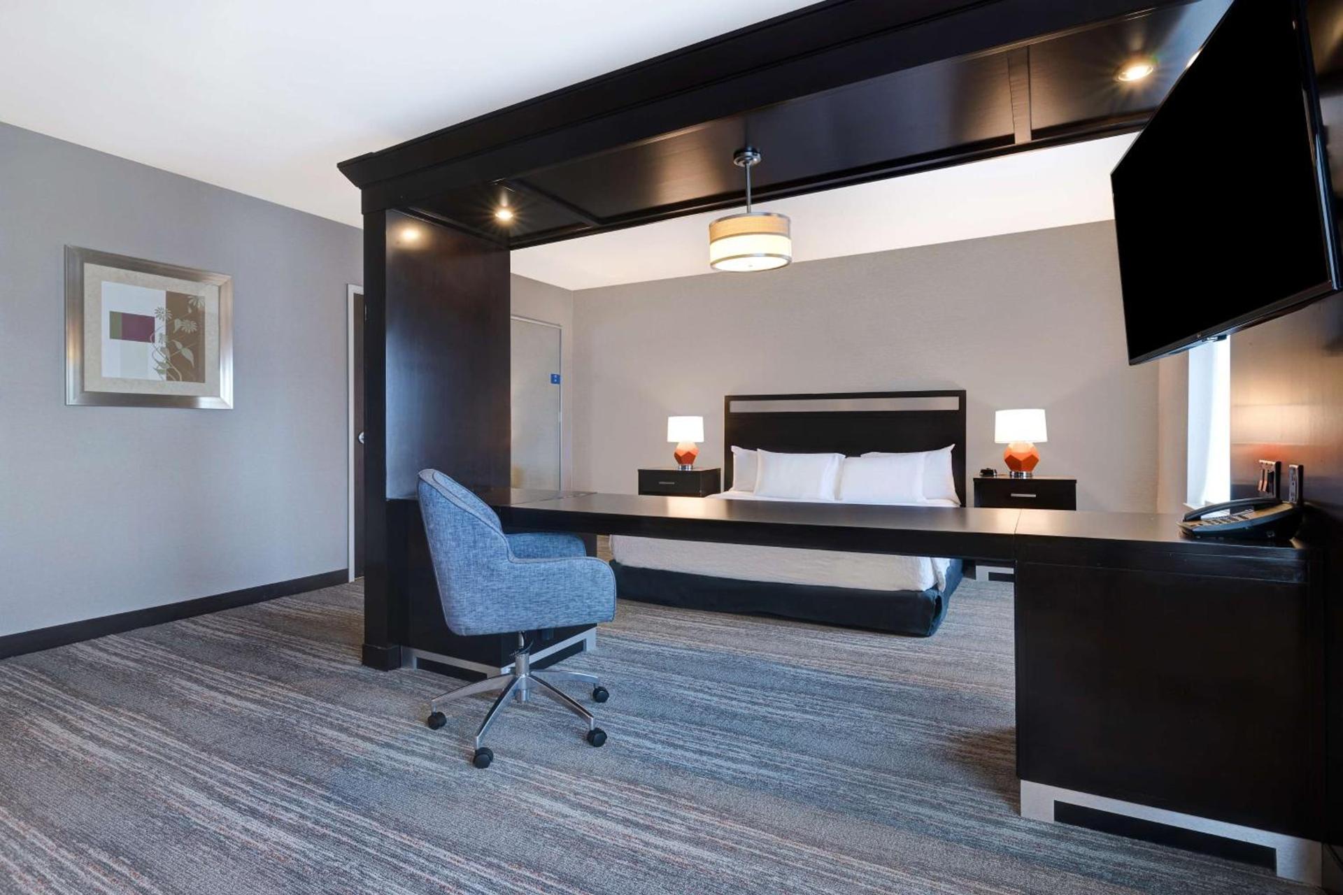 Hampton Inn & Suites Seattle/Federal Way photo 37