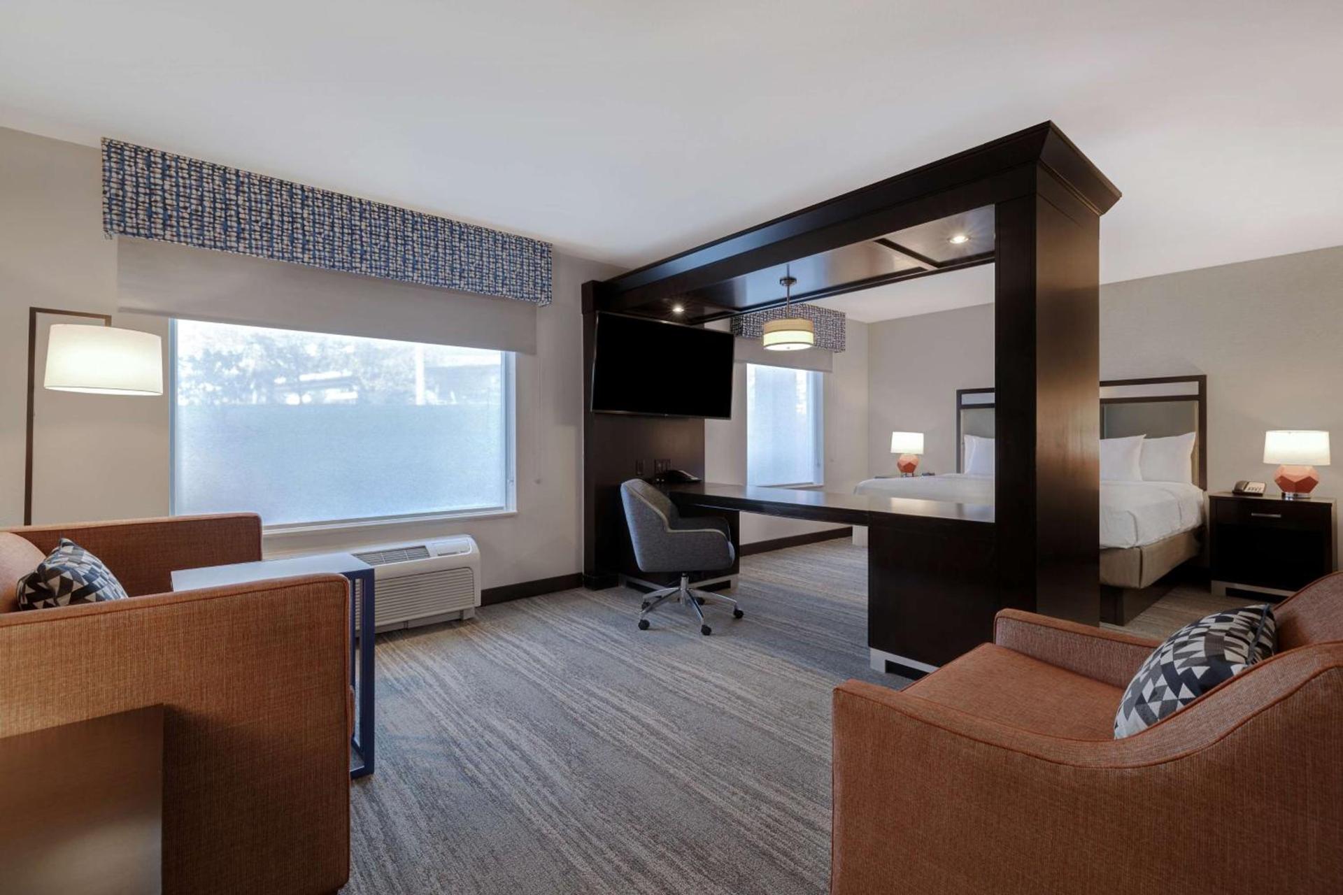 Hampton Inn & Suites Seattle/Federal Way photo 41