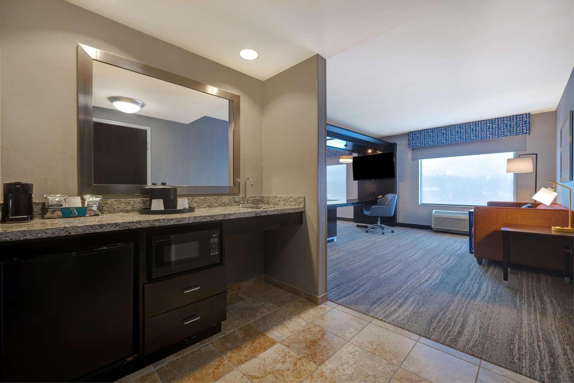 Hampton Inn & Suites Seattle/Federal Way photo 53