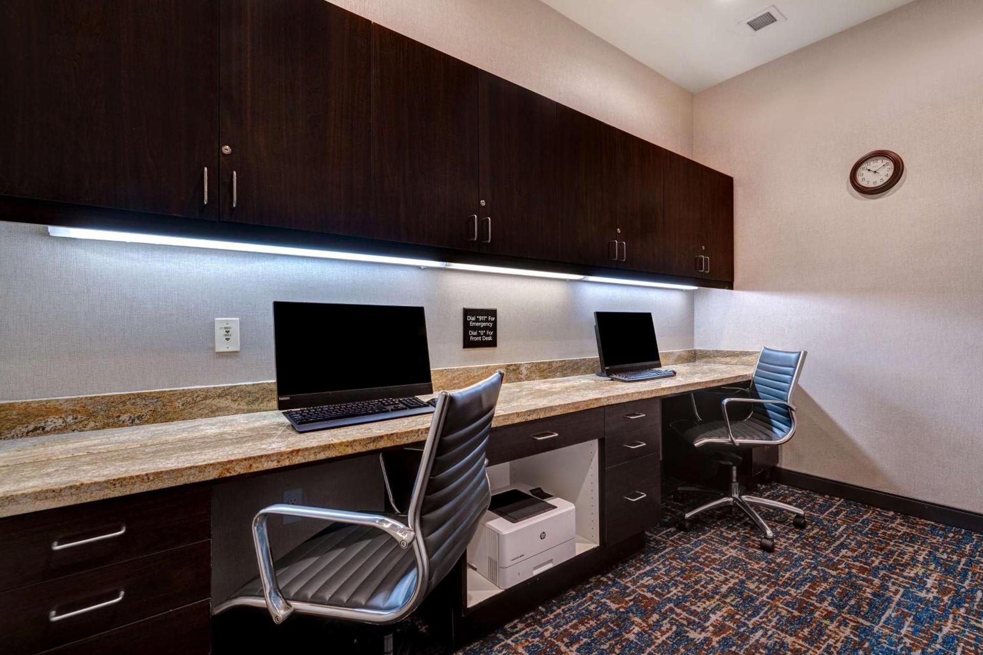 Hampton Inn & Suites Seattle/Federal Way photo 62