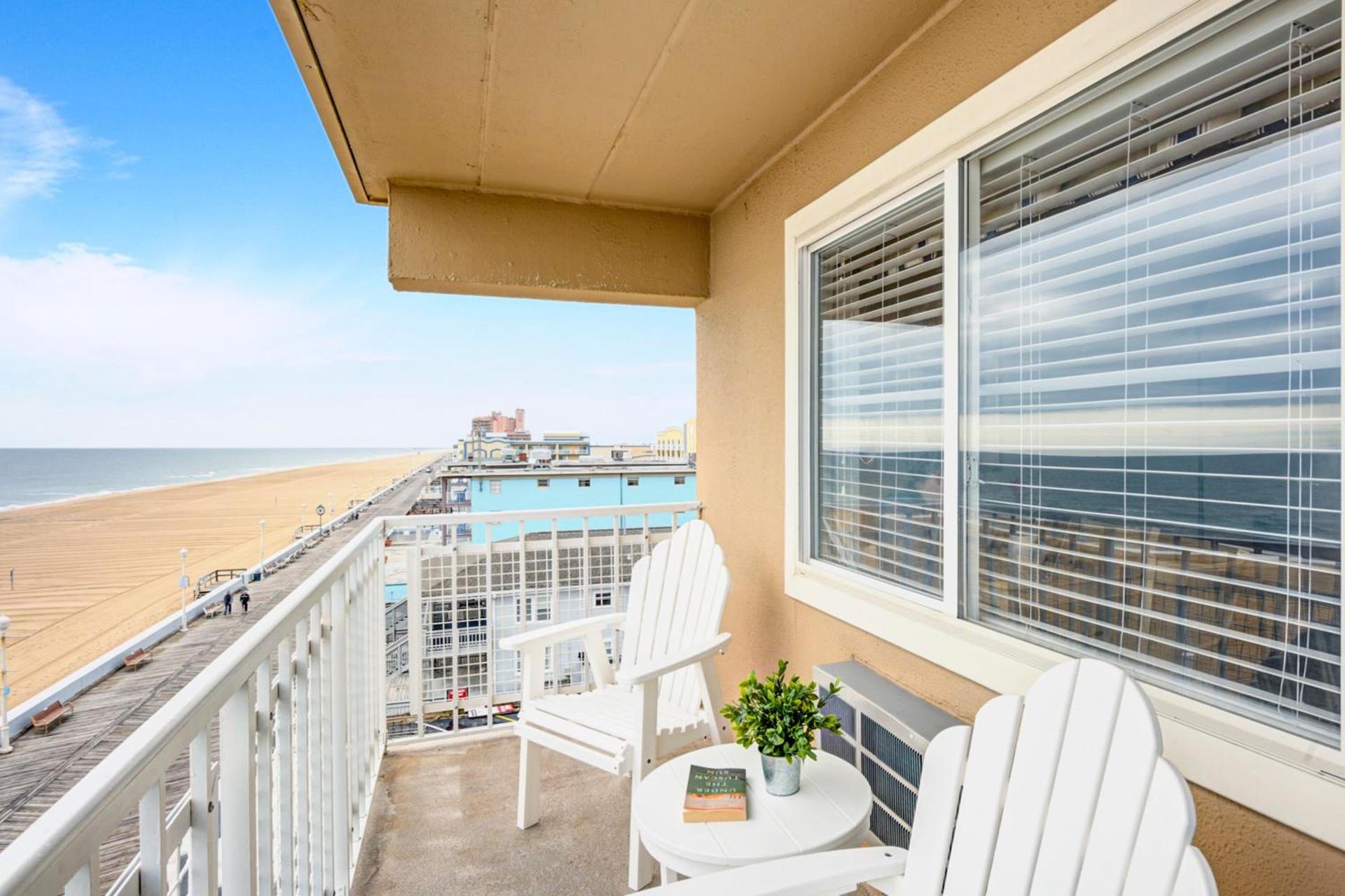 Dunes Suites Oceanfront photo 3