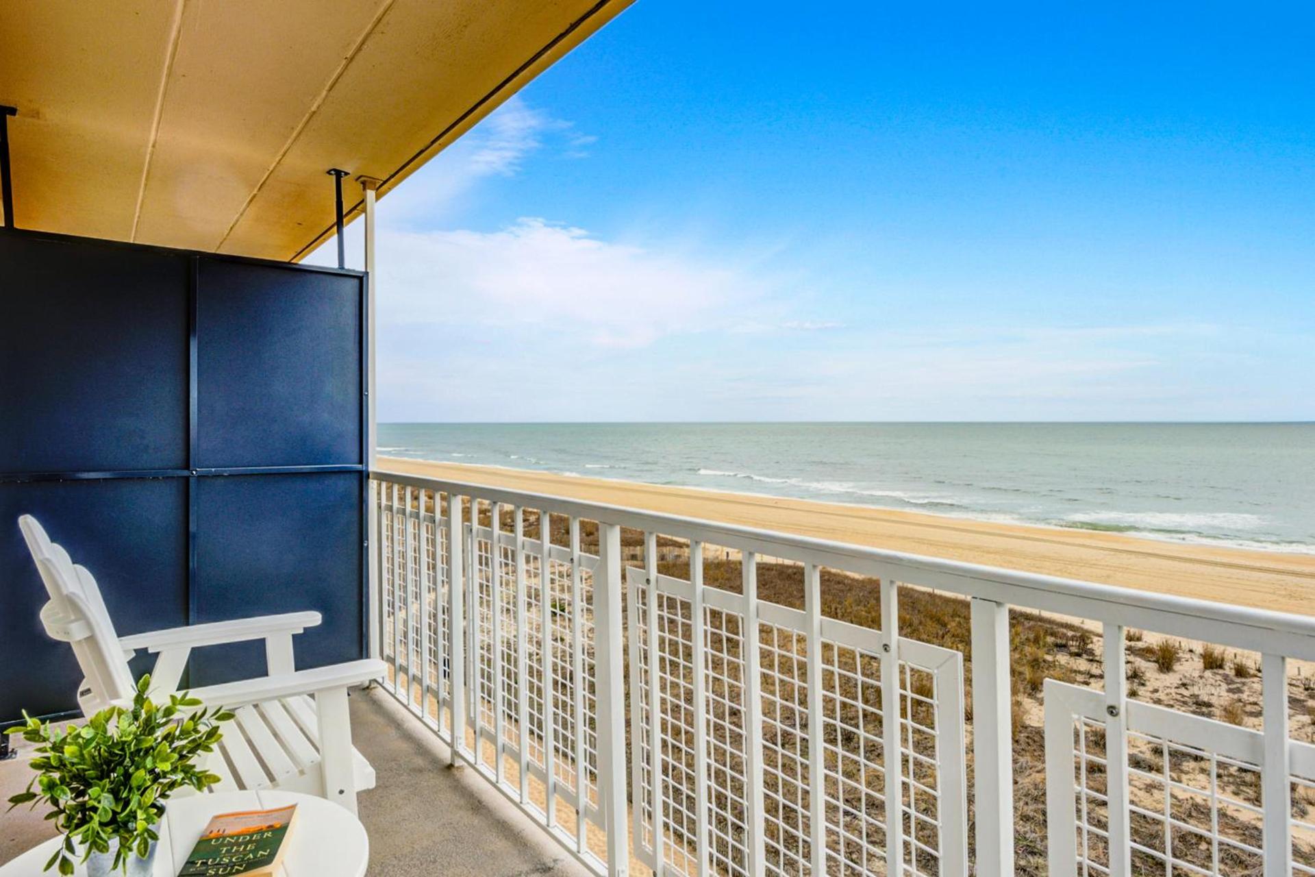 Dunes Suites Oceanfront photo 13
