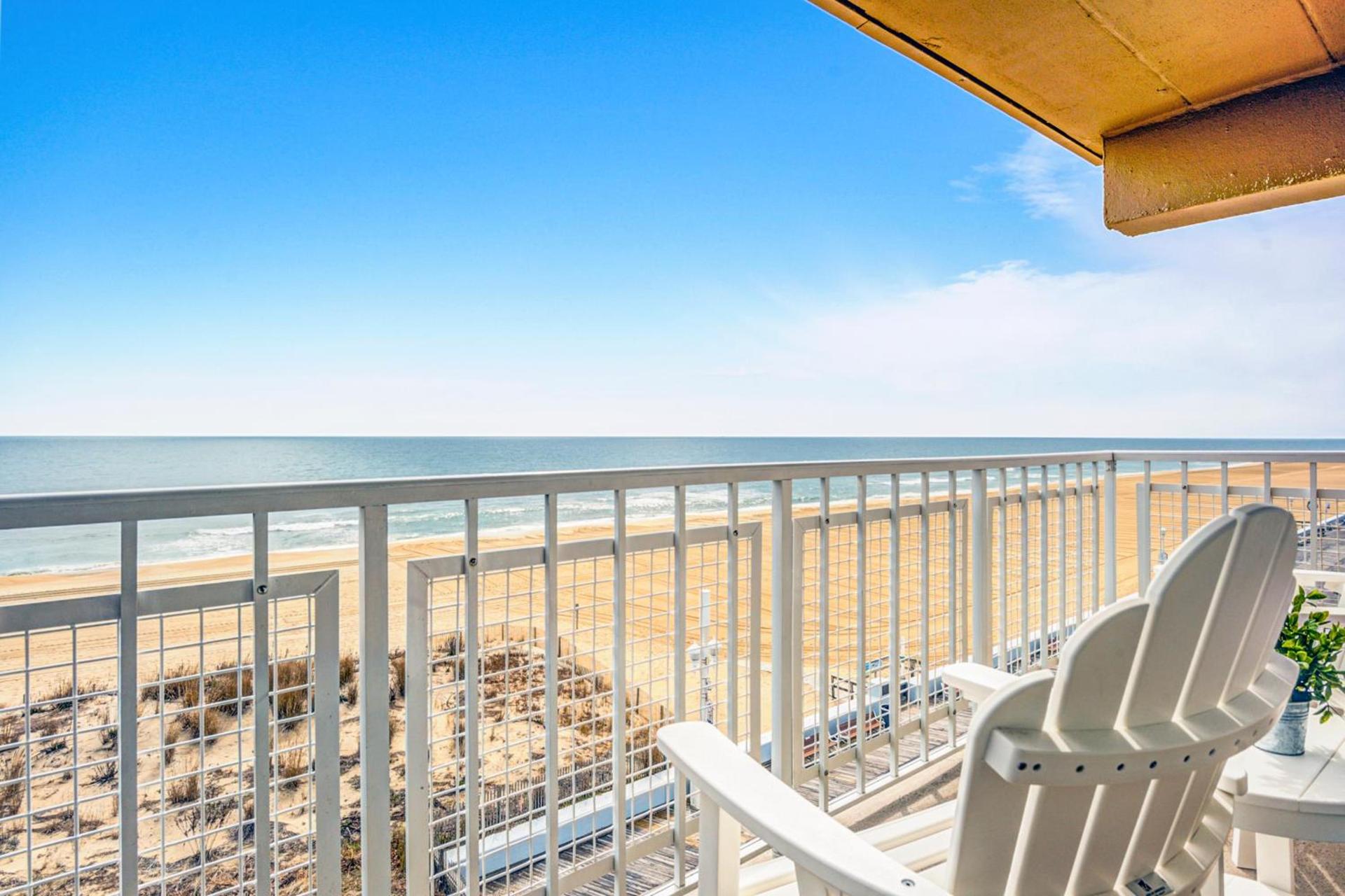 Dunes Suites Oceanfront photo 9