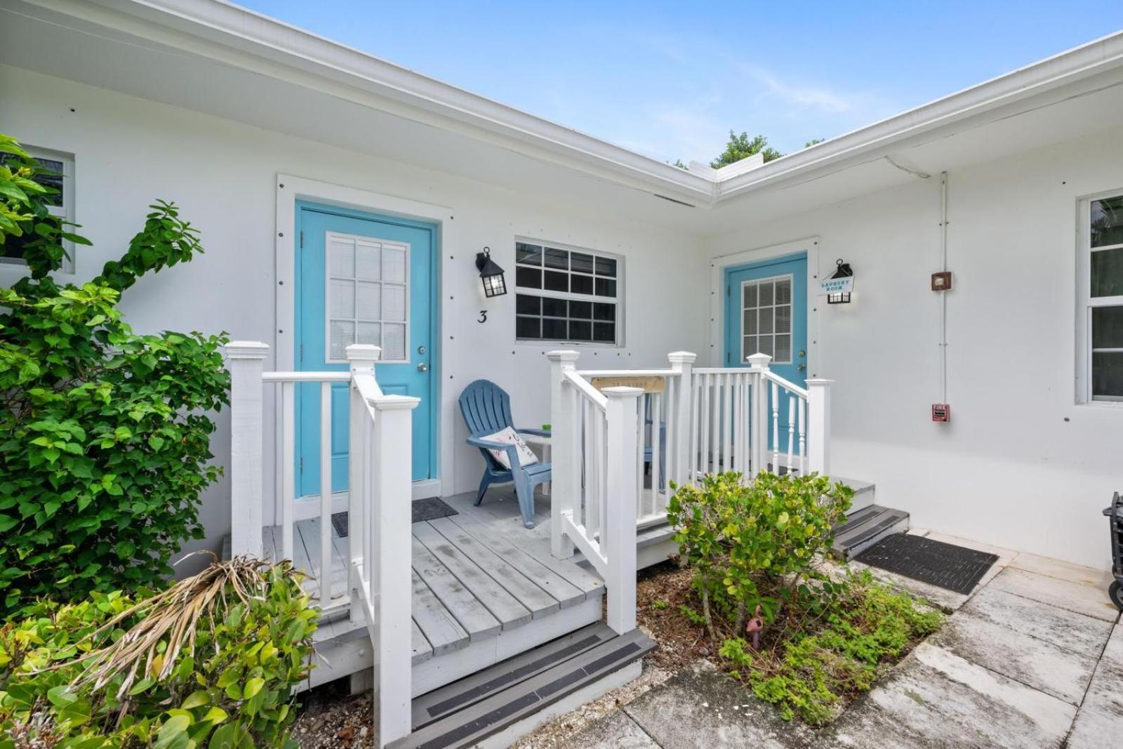 Seahorse Beach Bungalows photo 7
